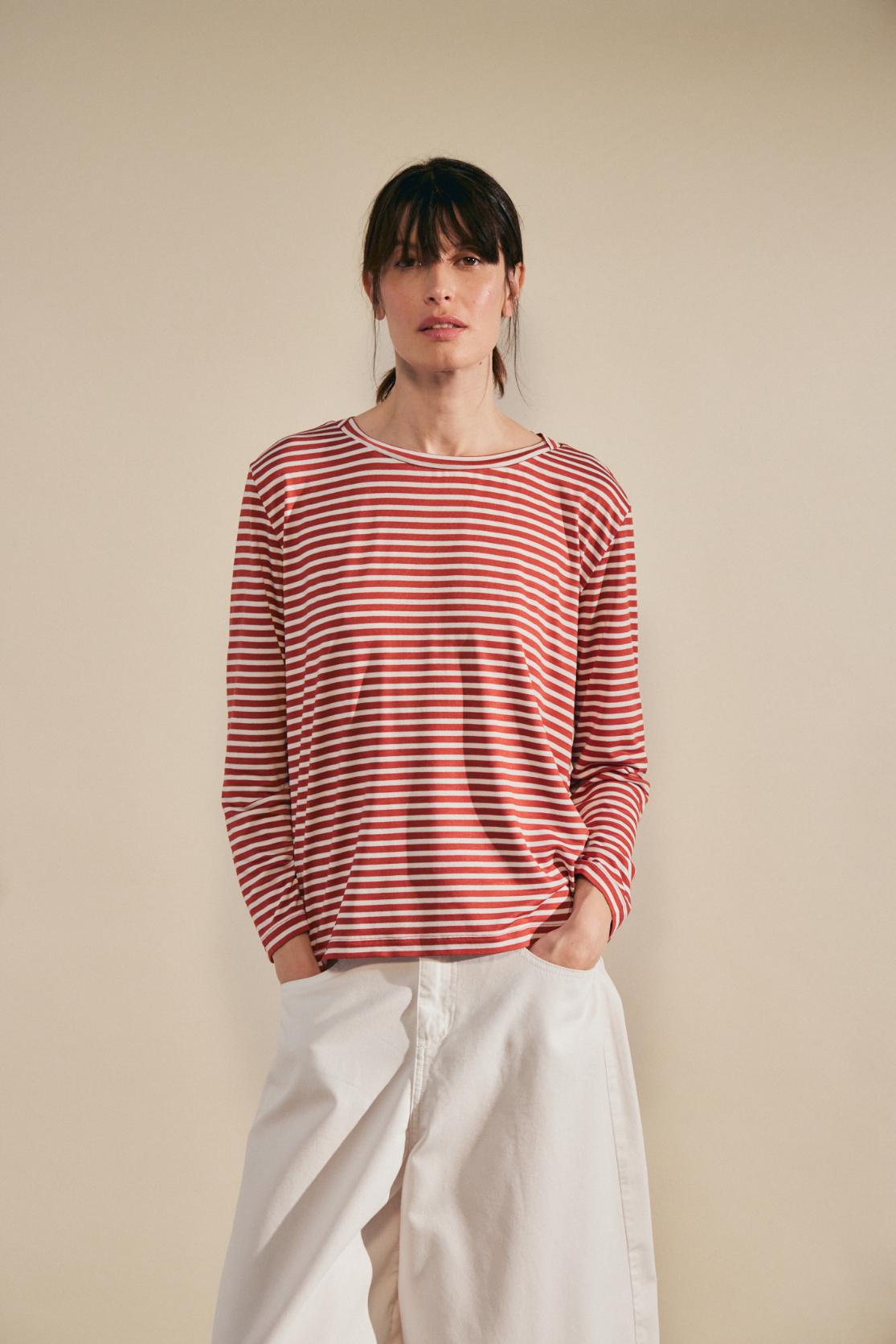 awada_remera-rayas_31-08-2025__picture-61251