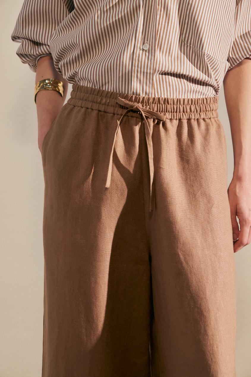awada_pantalon-de-lino_29-30-2025__picture-61336