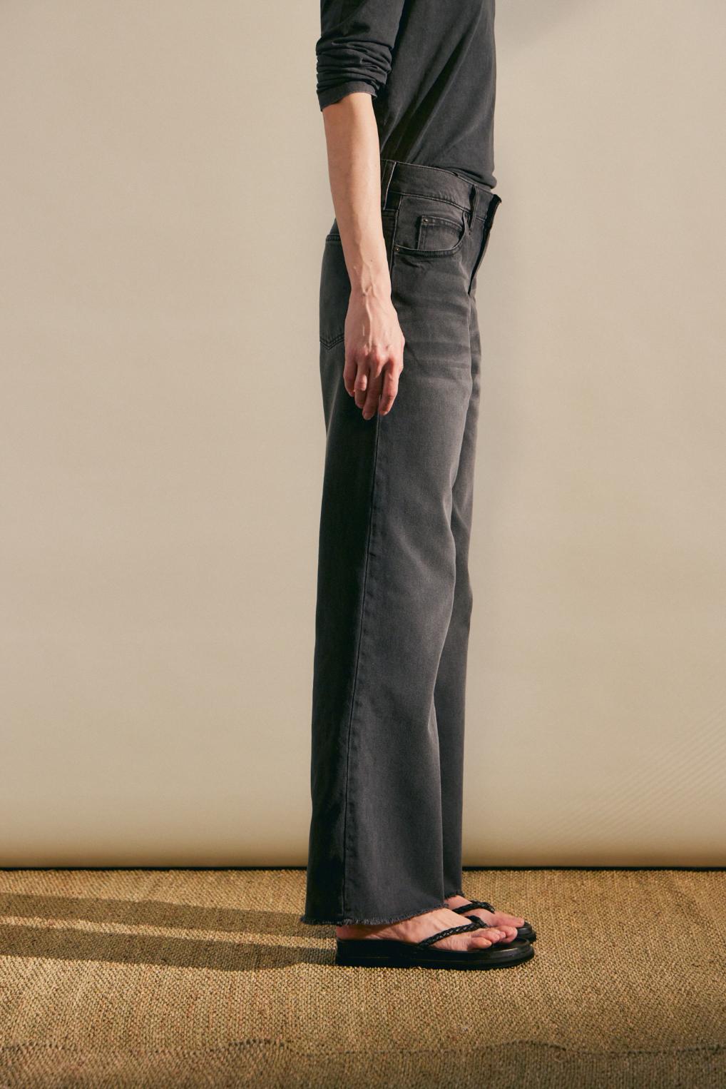 awada_jean-relaxed-megablack_41-03-2025__picture-61354