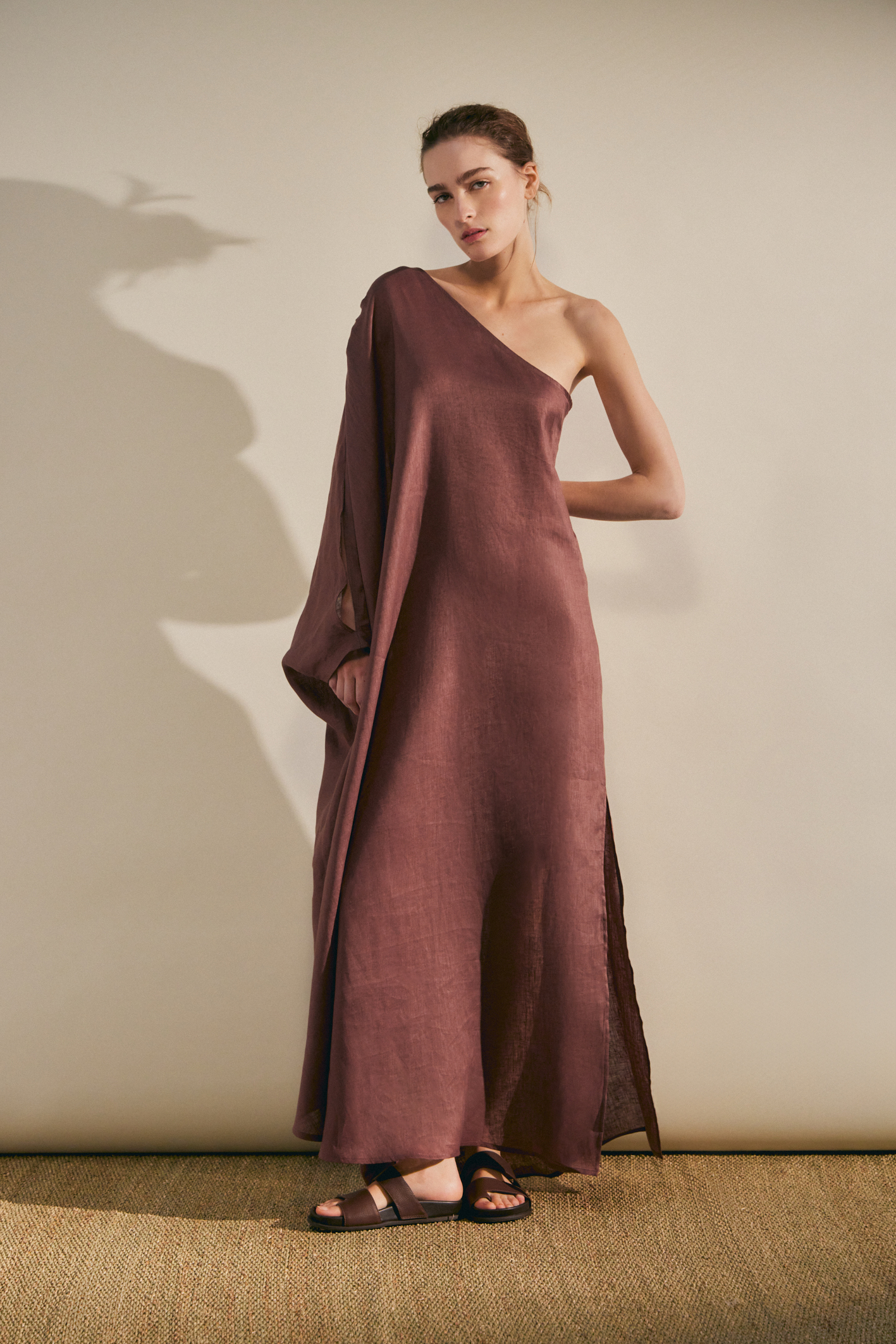 awada_vestido-amplio-lino_02-22-2025__picture-61474