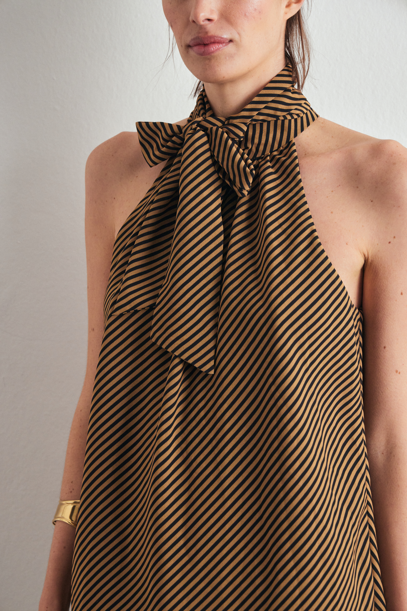 awada_top-pravia_08-14-2025__picture-61547