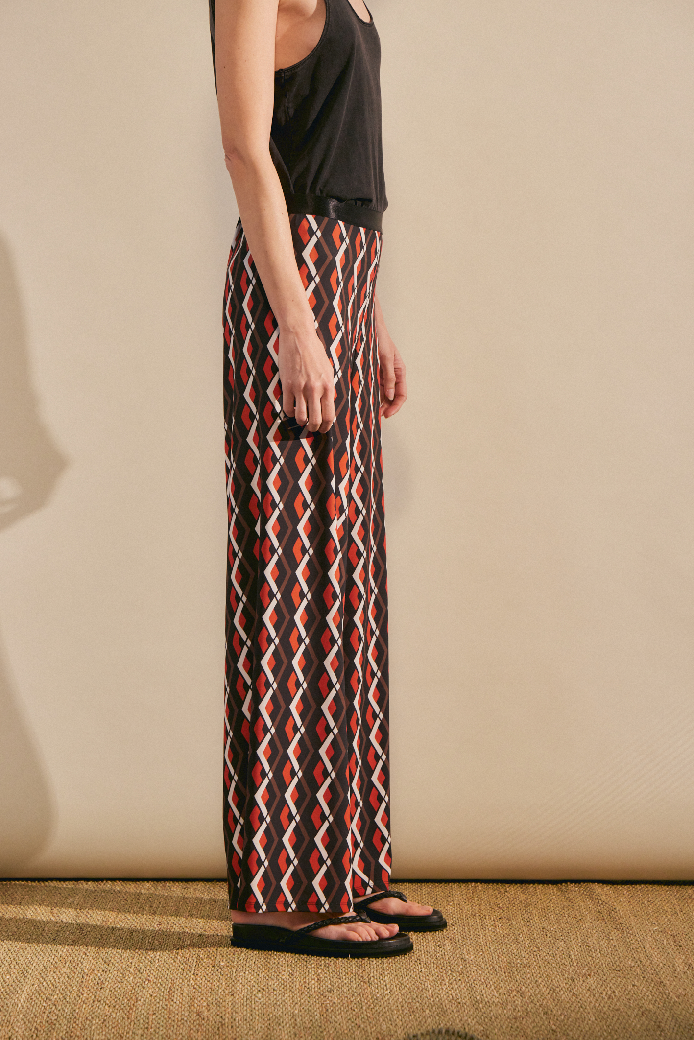 awada_pantalon-recto-estampado_33-17-2025__picture-61620