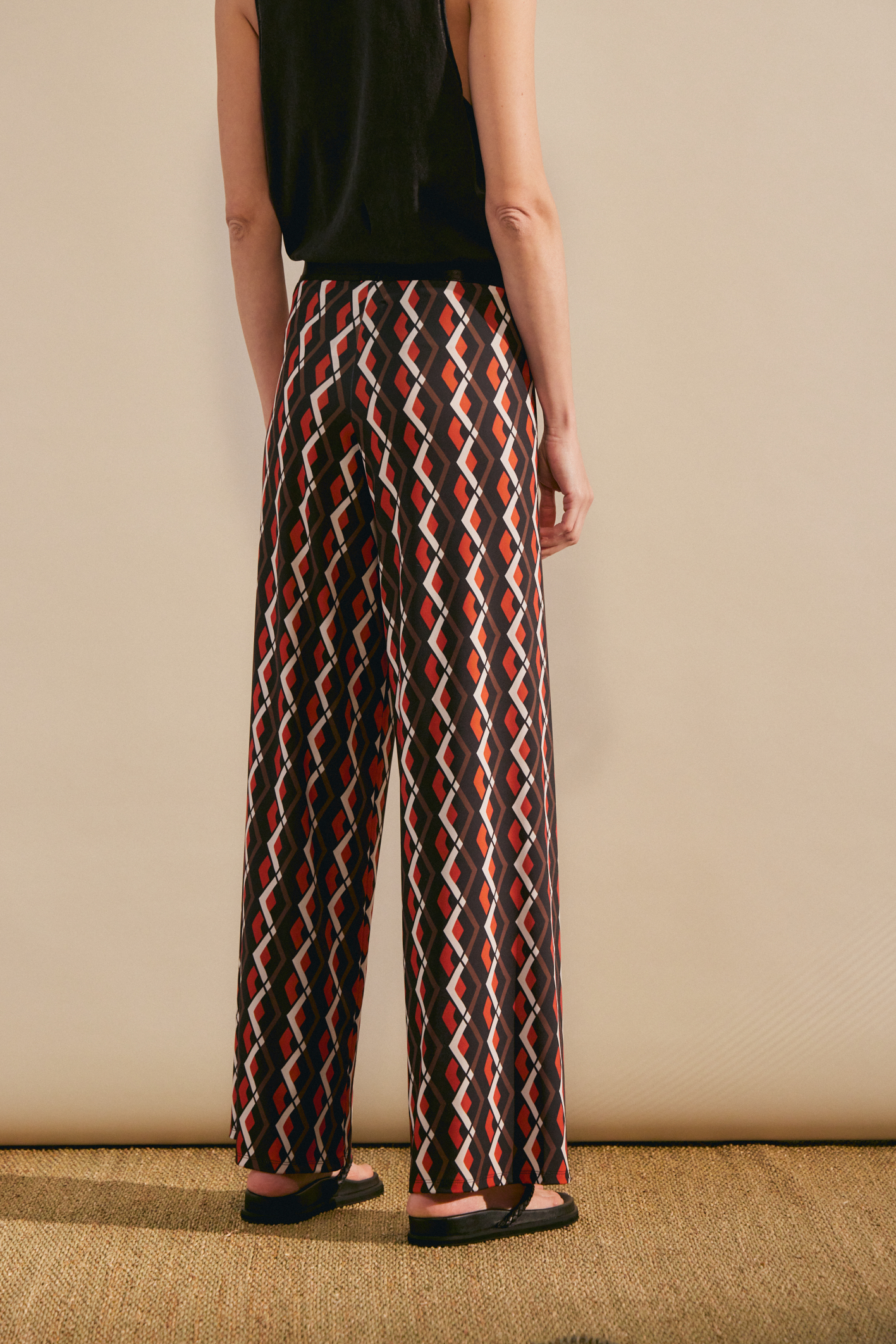 awada_pantalon-recto-estampado_33-17-2025__picture-61622