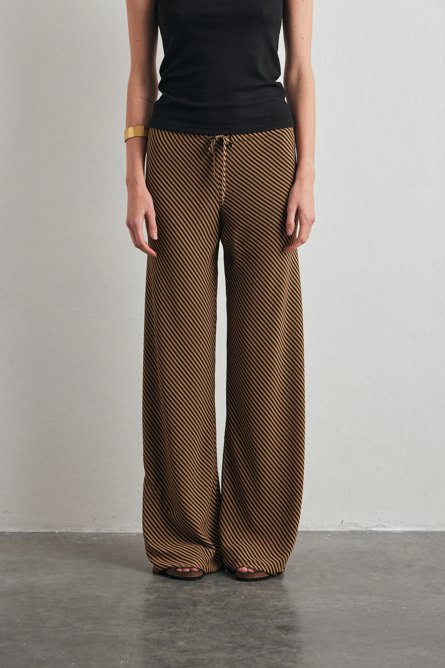 awada_pantalon-pravia_09-14-2025__picture-61657