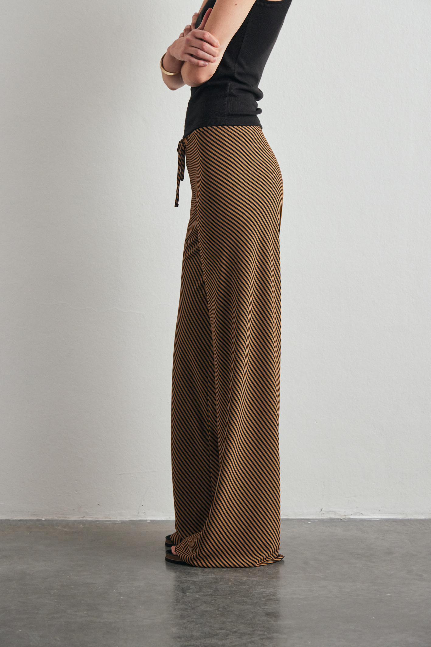awada_pantalon-pravia_09-14-2025__picture-61659