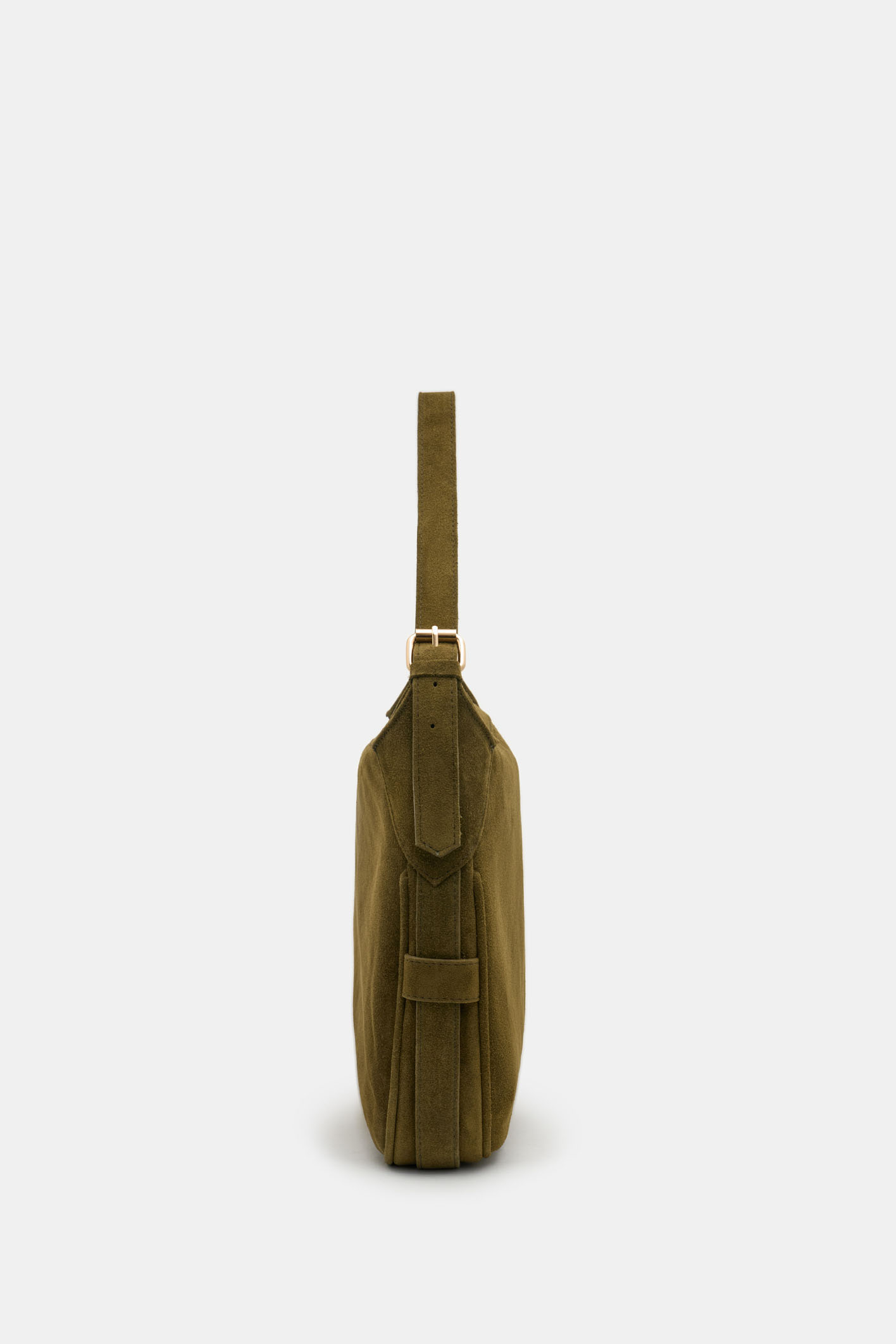 awada_cartera-shoulder_53-19-2025__picture-61812