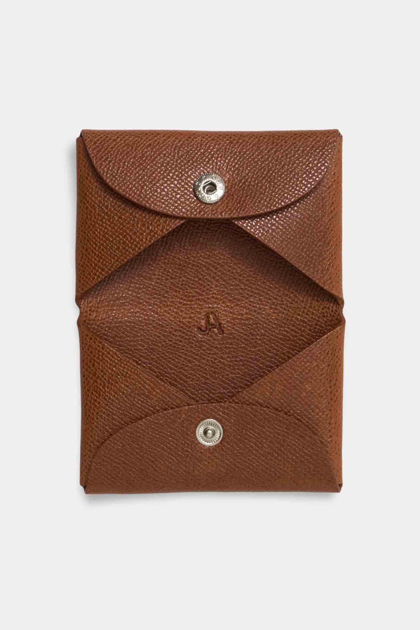 awada_billetera-sobre_16-27-2025__picture-61955