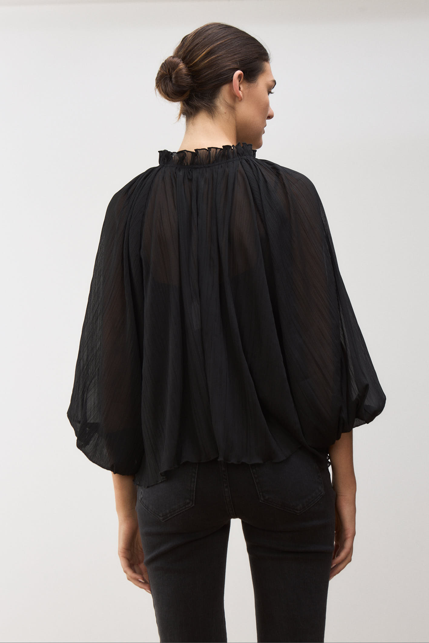 awada_blusa-torino_28-09-2026__picture-63541
