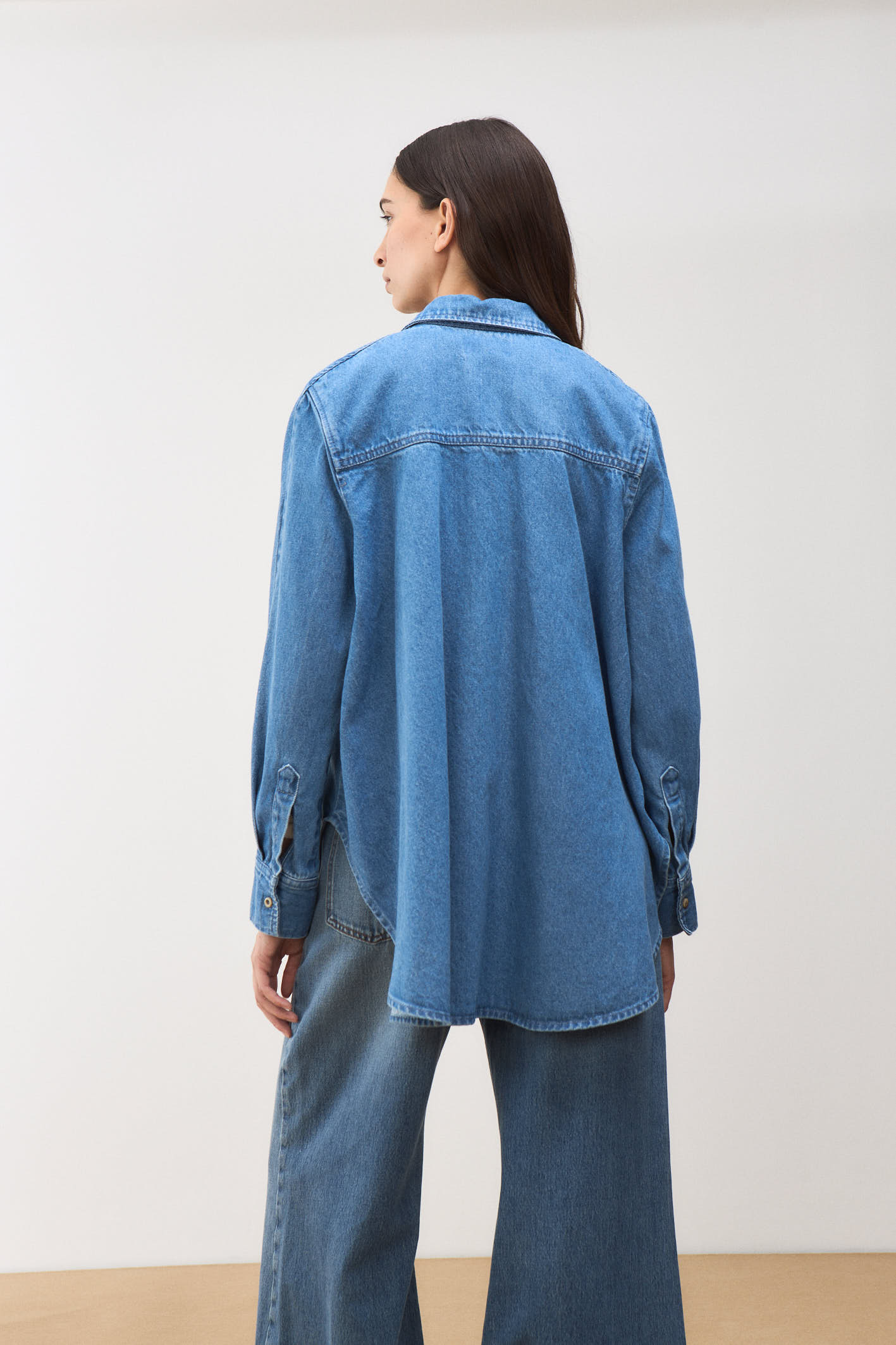 awada_camisaco-light-blue_44-20-2026__picture-63616