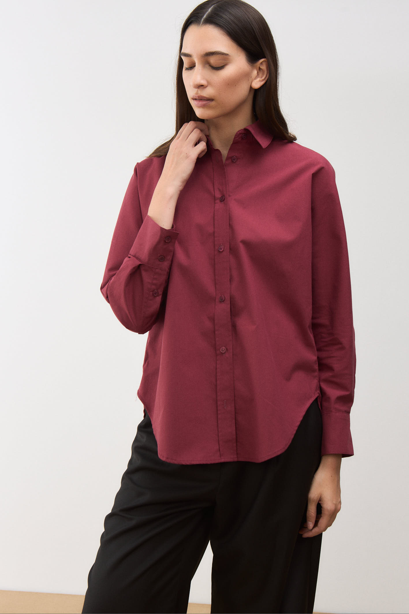 awada_camisa-alba_47-19-2026__picture-63624