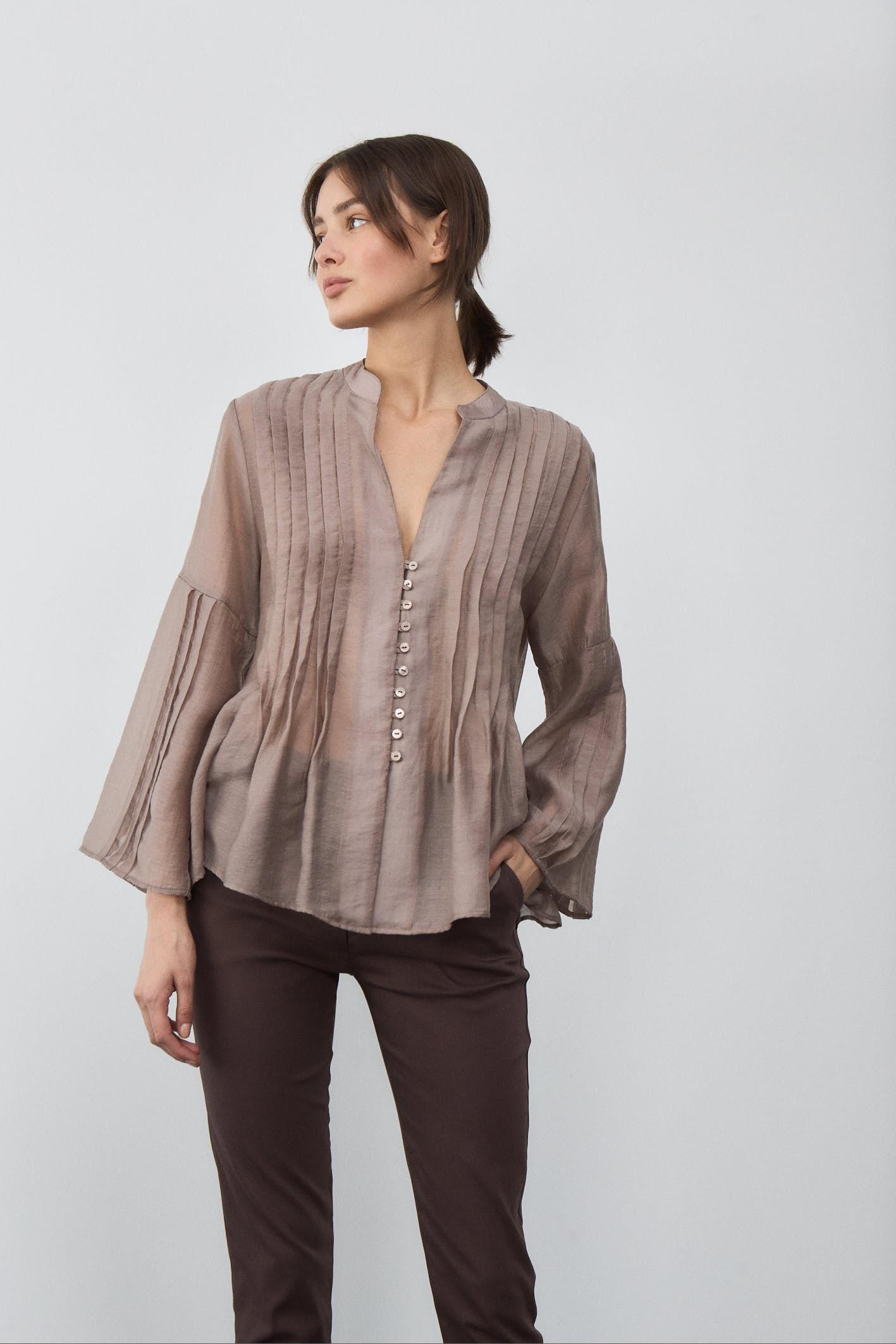 awada_blusa-miraval_50-19-2026__picture-63820