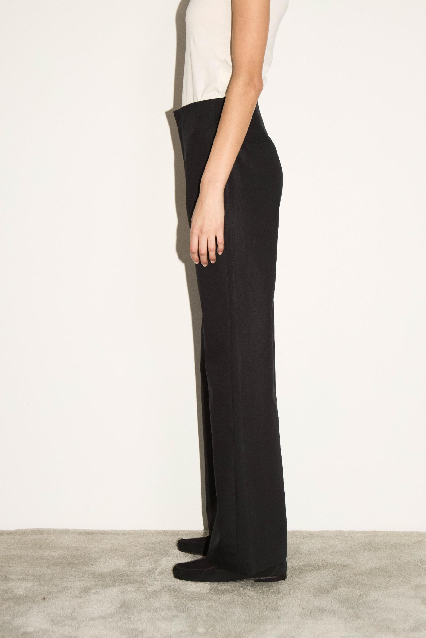 awada_pantalon-otranto_50-19-2026__picture-64049
