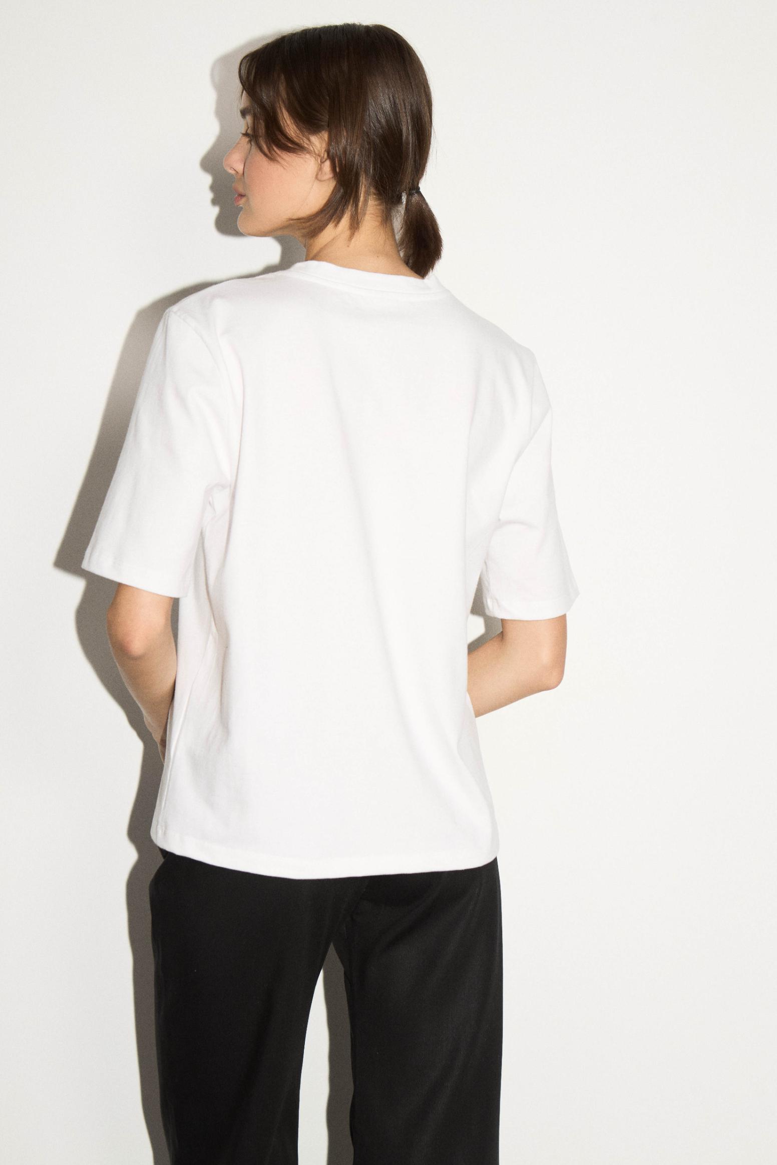 awada_remera-dosso_55-09-2026__picture-64087
