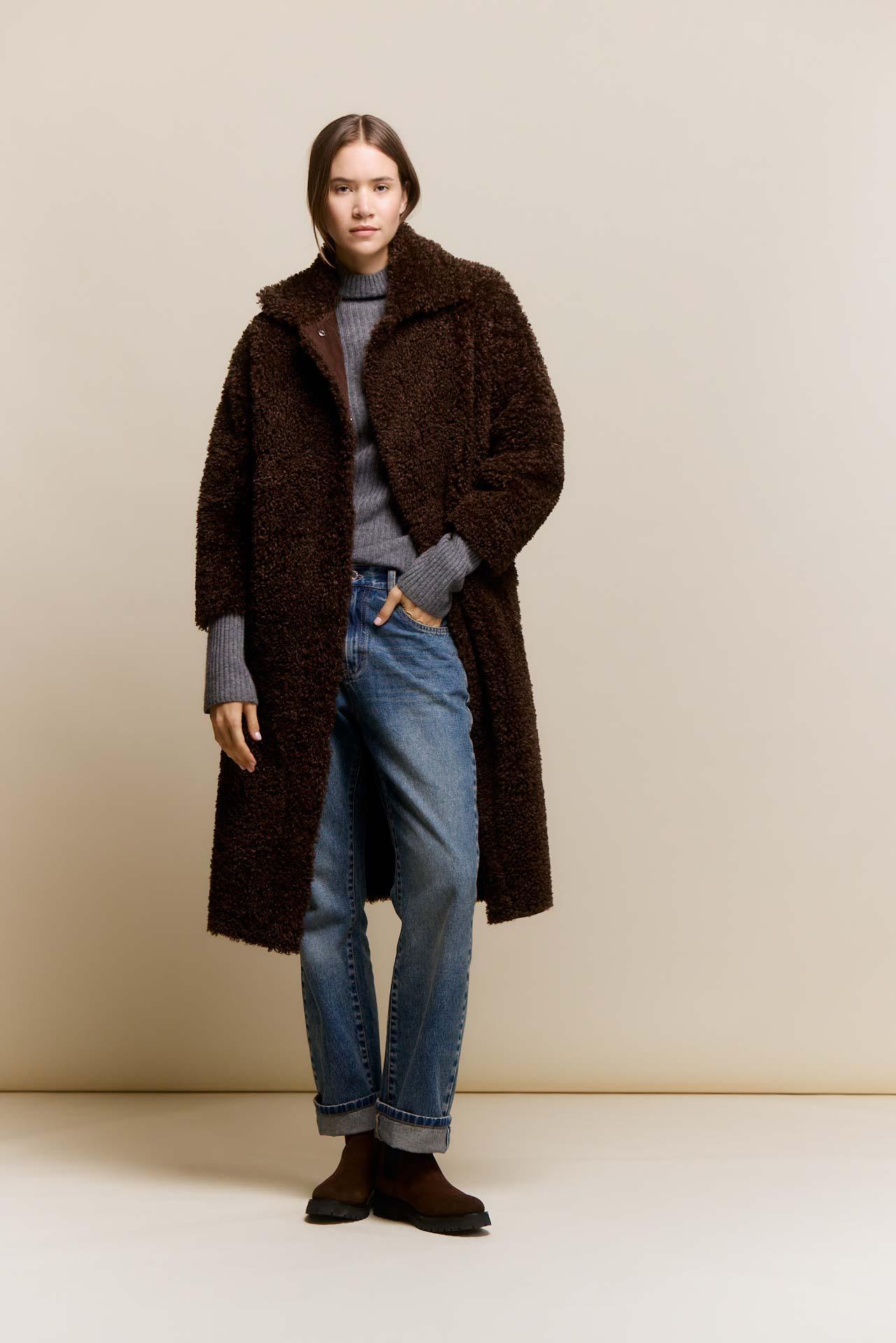 awada_tapado-largo-piel_13-20-2026__picture-64258