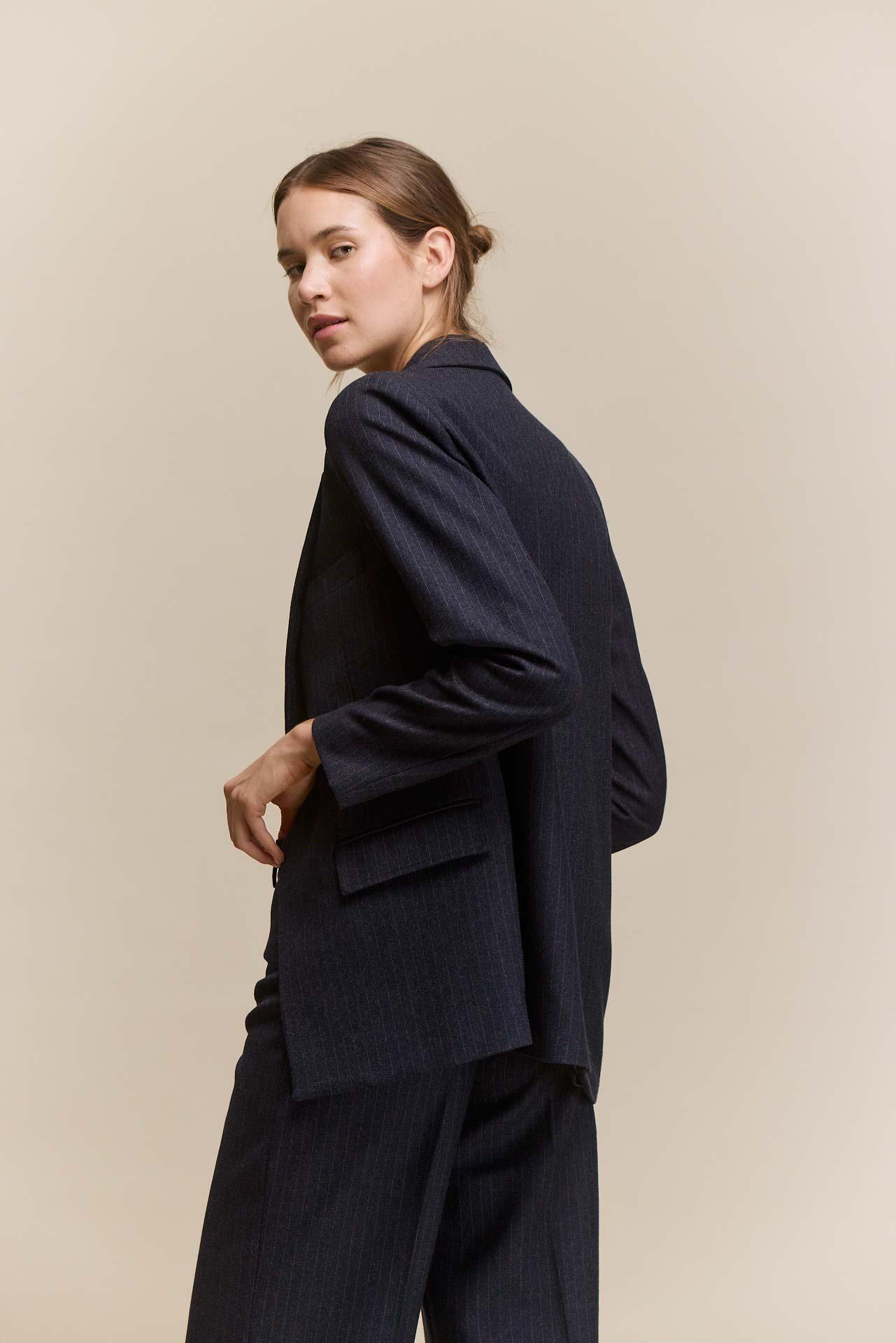 awada_blazer-tizado_42-09-2026__picture-64354