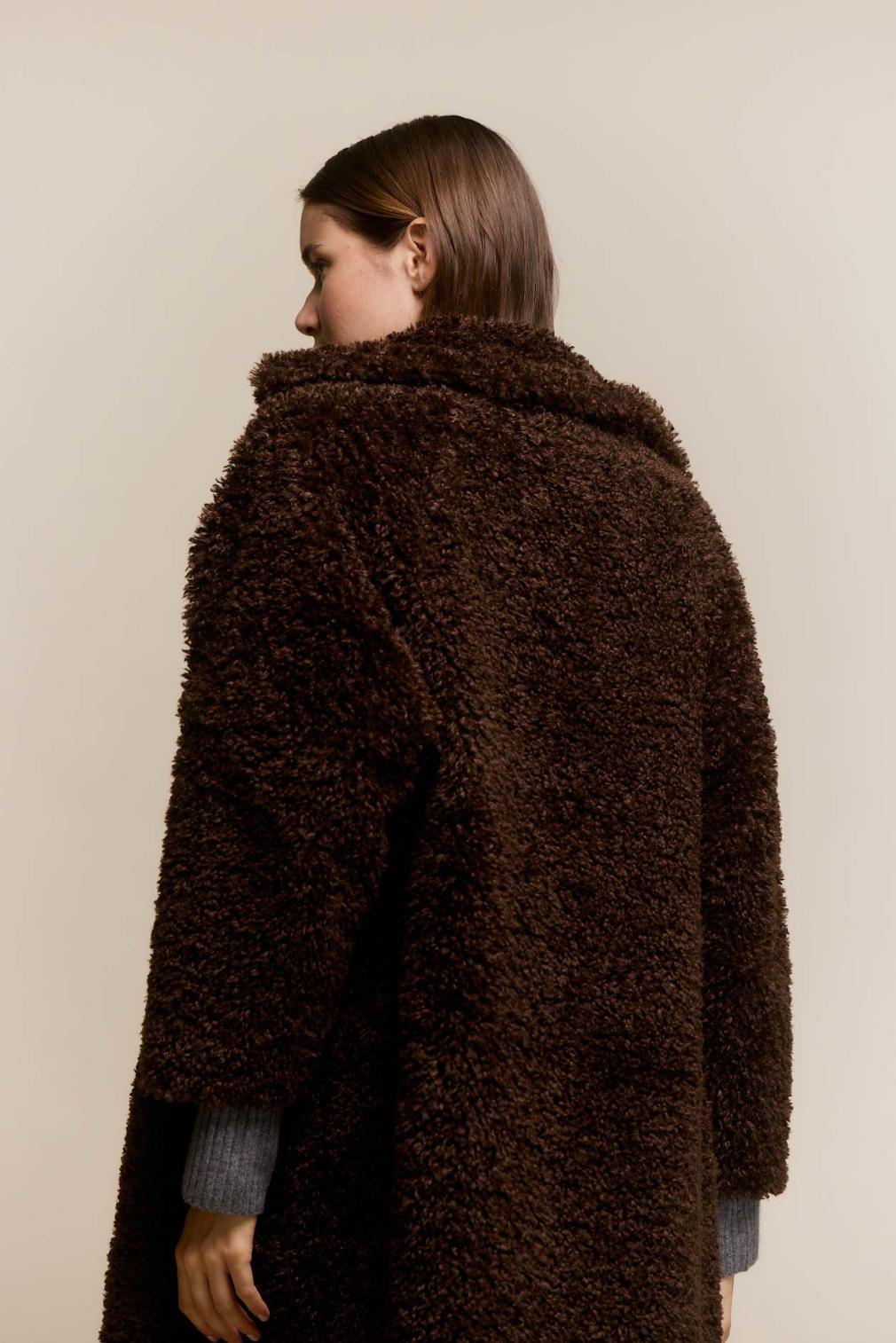 awada_tapado-largo-piel_13-20-2026__picture-64488