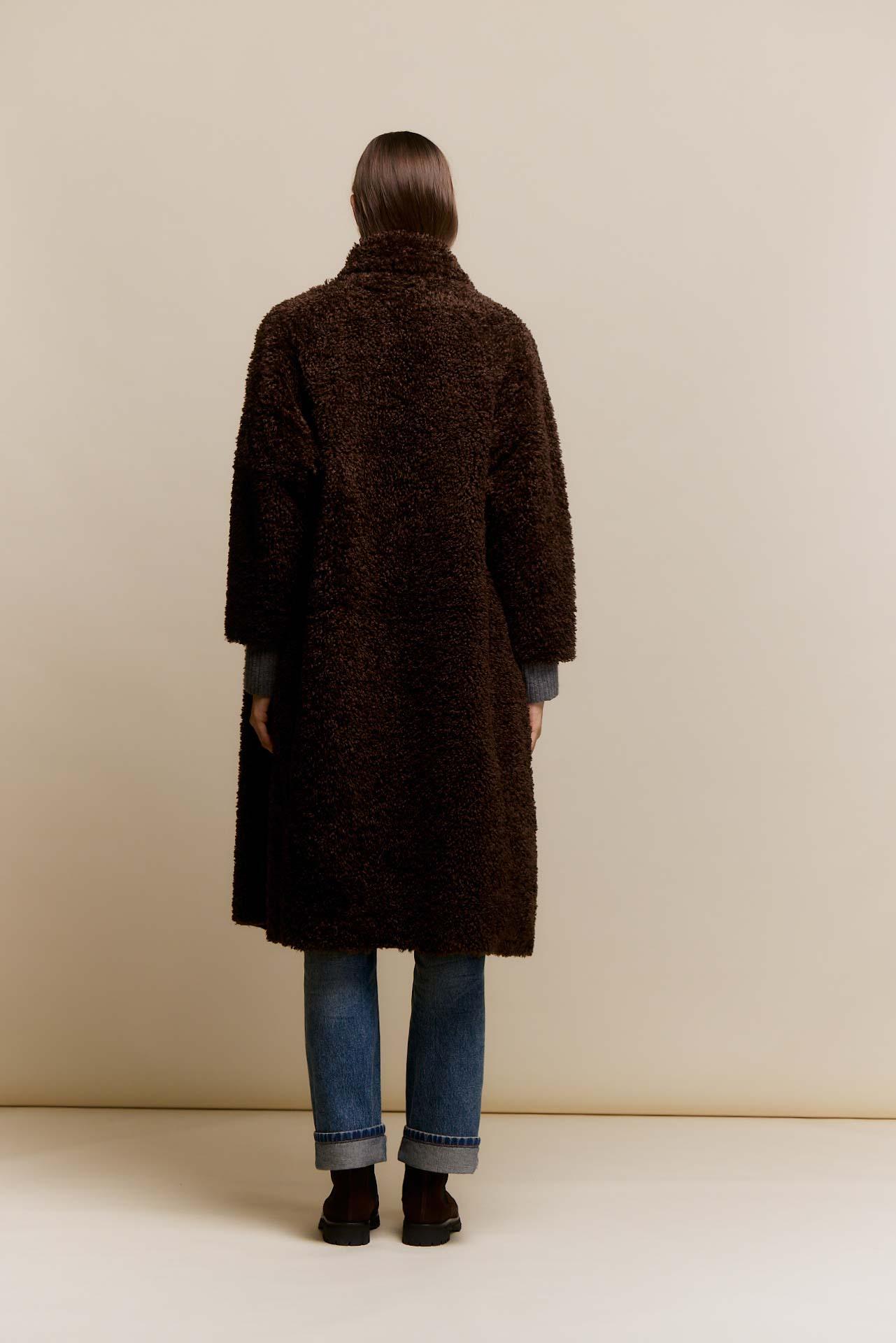 awada_tapado-largo-piel_13-20-2026__picture-64489