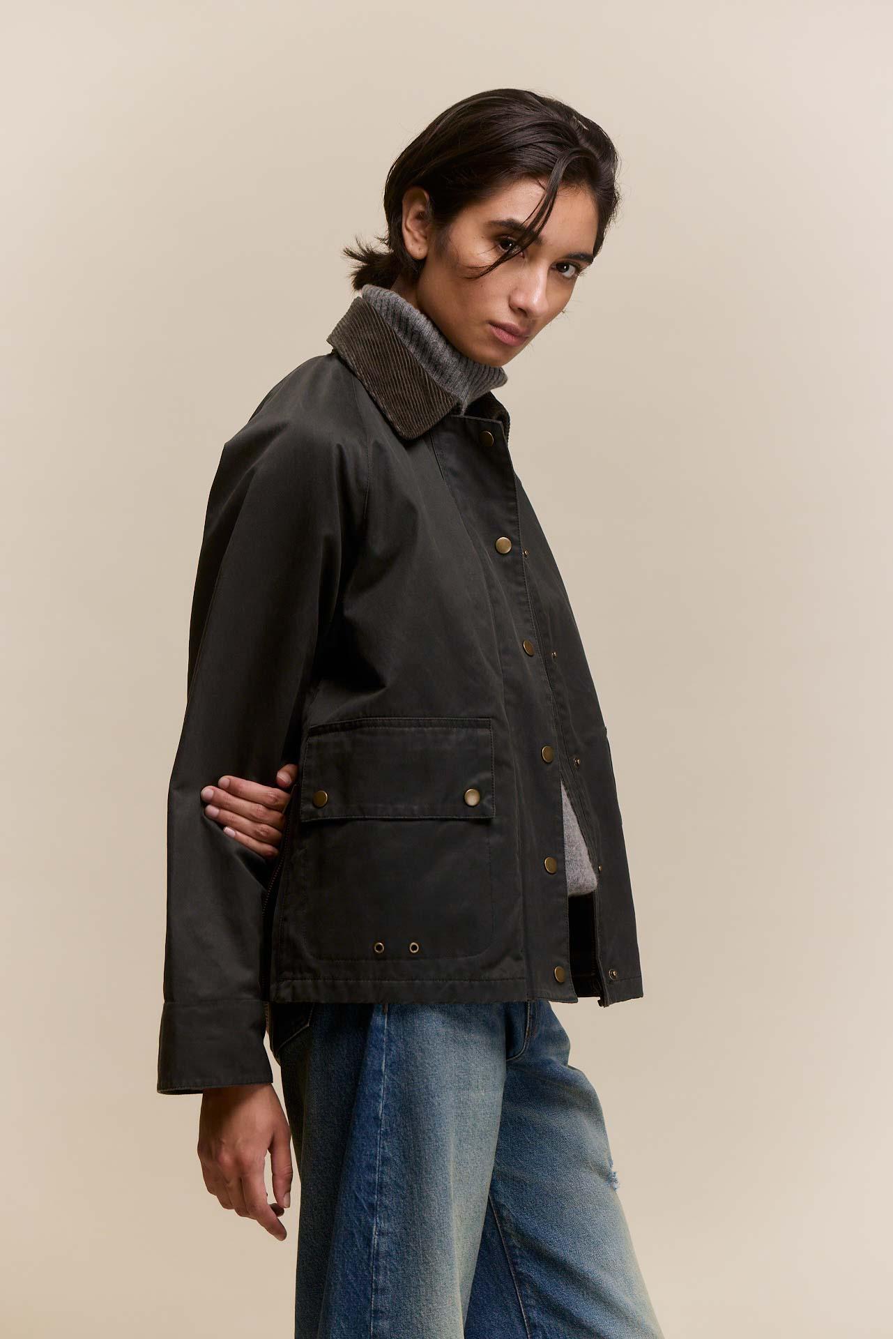 awada_campera-encerada-_56-13-2026__picture-64492