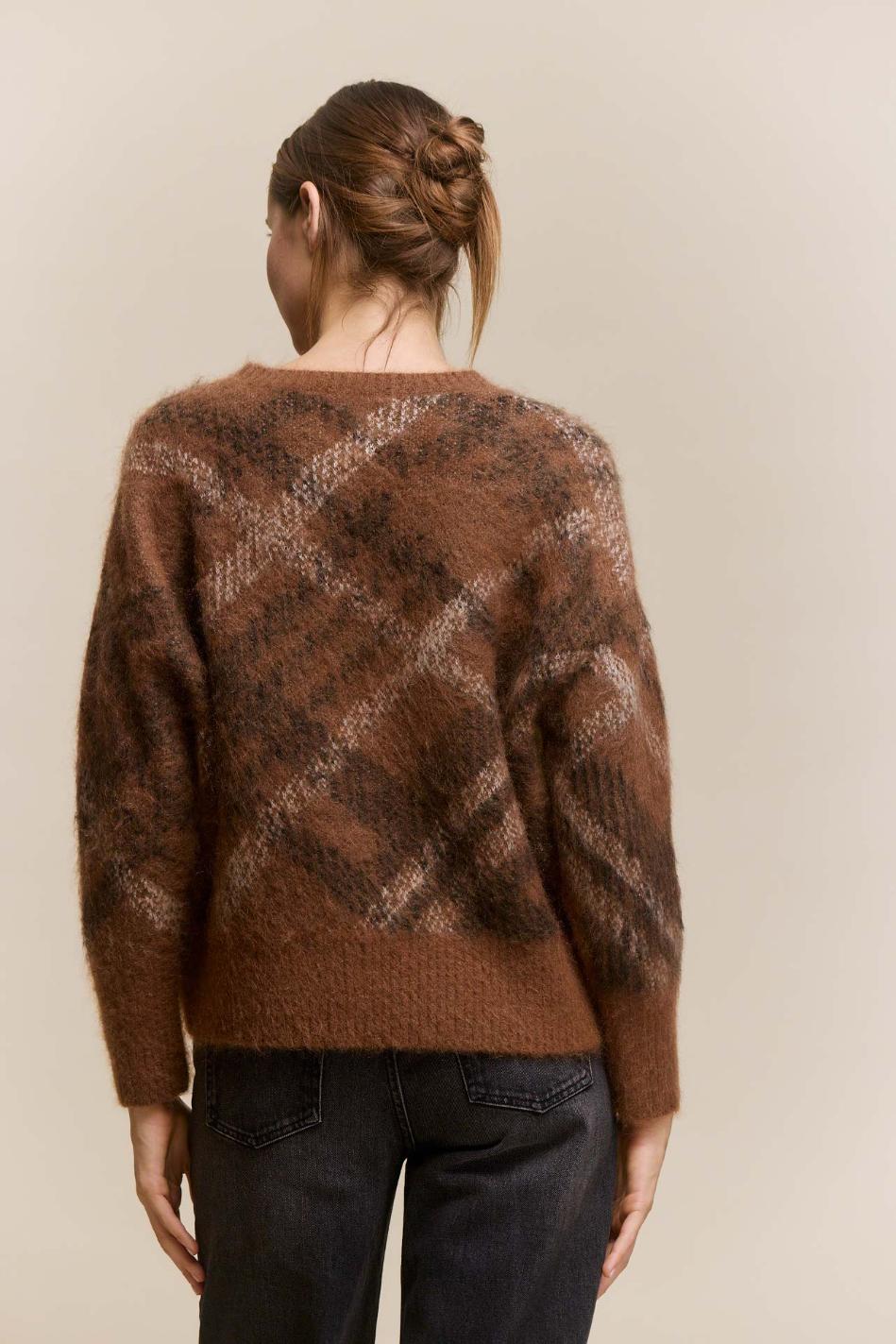 awada_sweater-mohair_31-19-2026__picture-64502