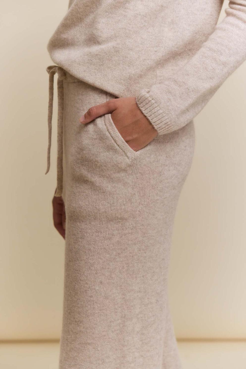 awada_pantalon-liviano-cashmere_15-23-2026__picture-64550