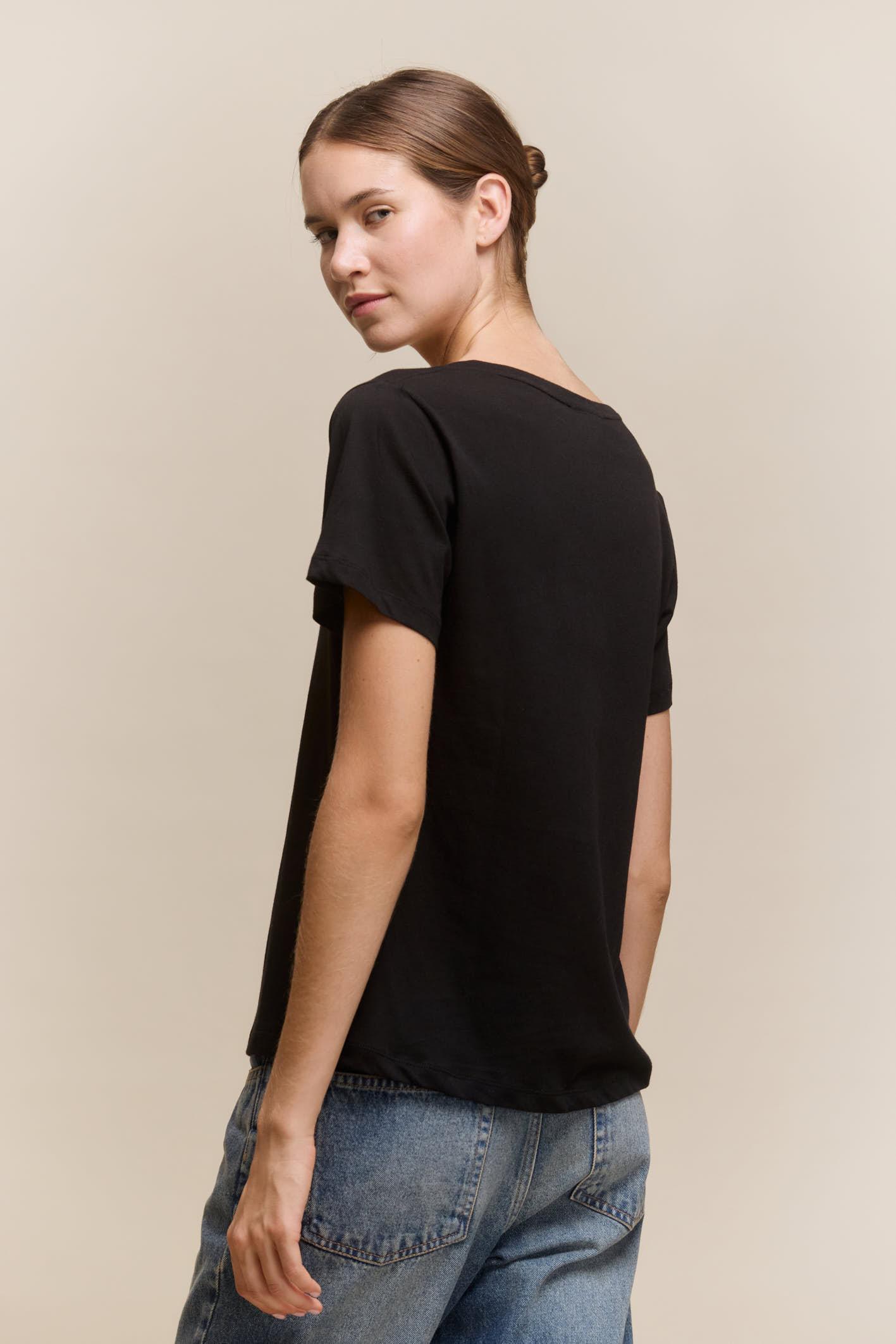 awada_remera-liviana_57-09-2026__picture-64598