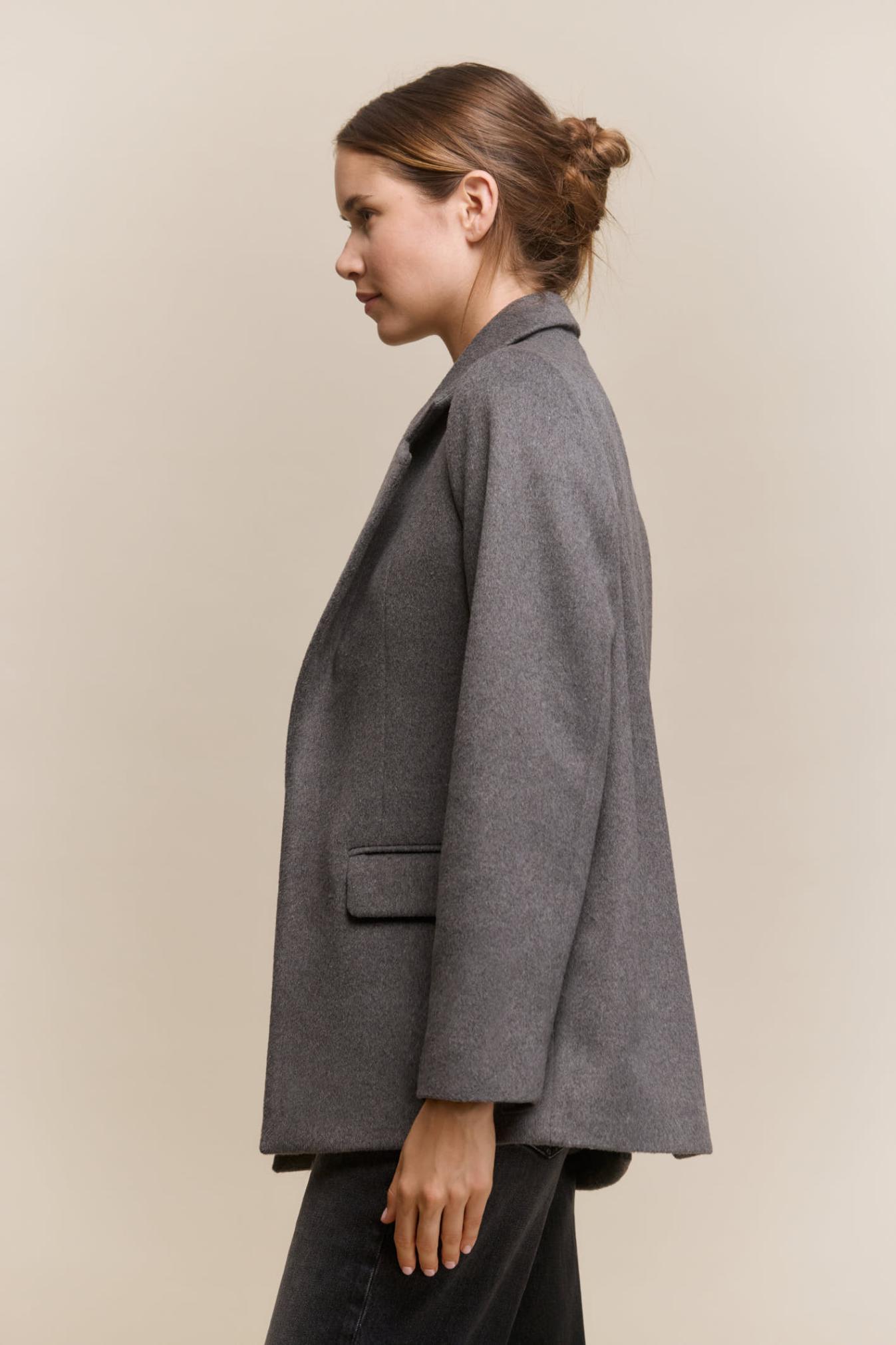 awada_blazer-lana_47-09-2026__picture-64634