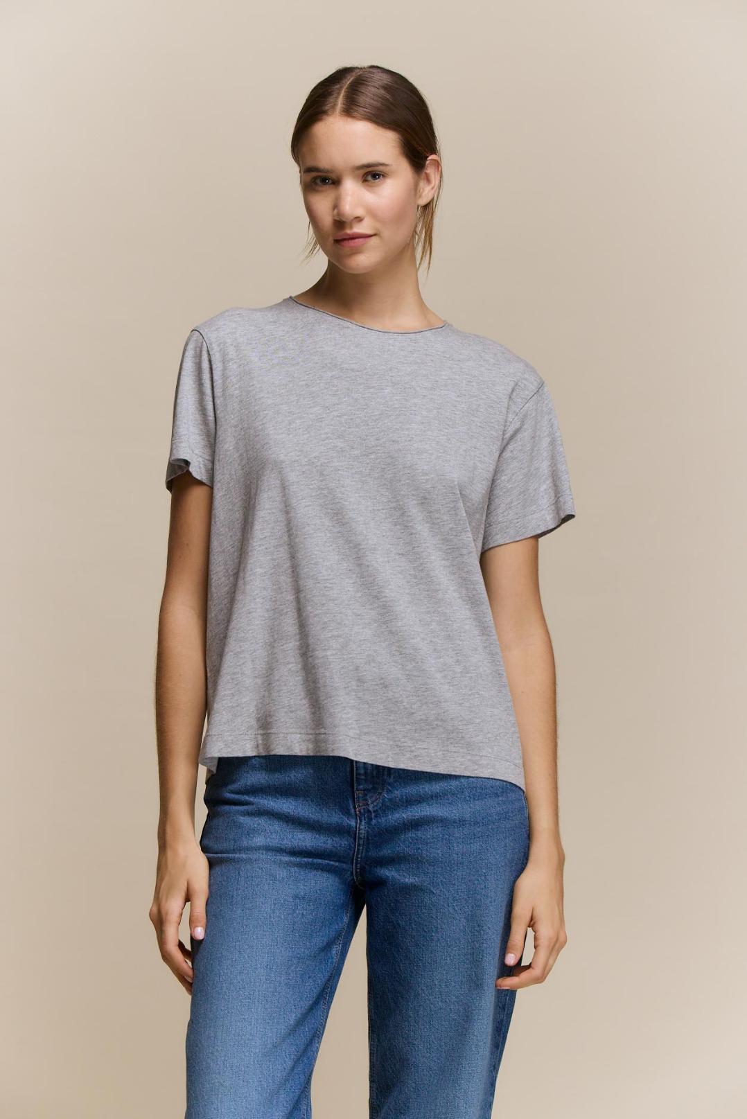 awada_remera-manga-corta-basic_44-20-2026__picture-64645