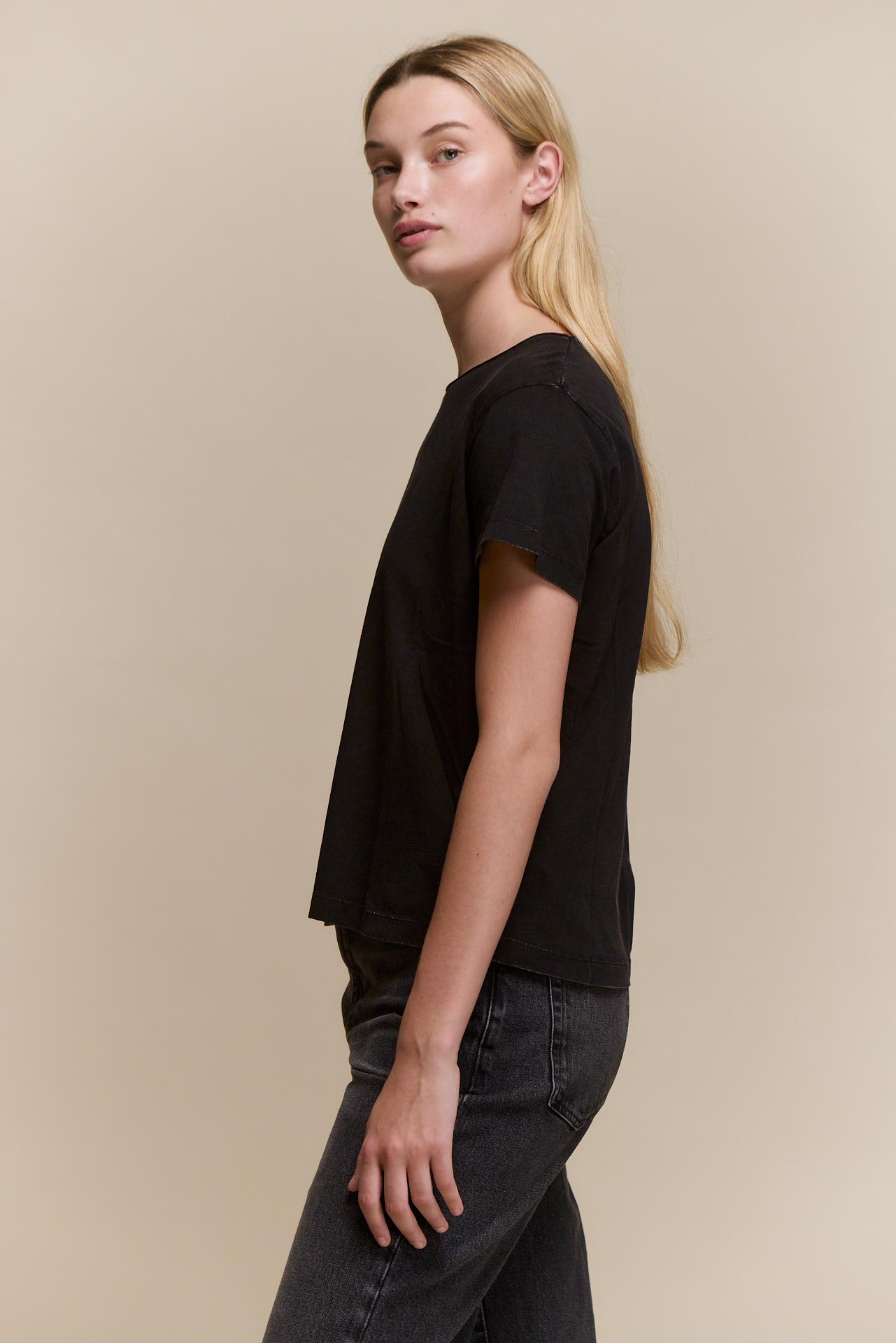 awada_remera-manga-corta-basic_44-20-2026__picture-64718