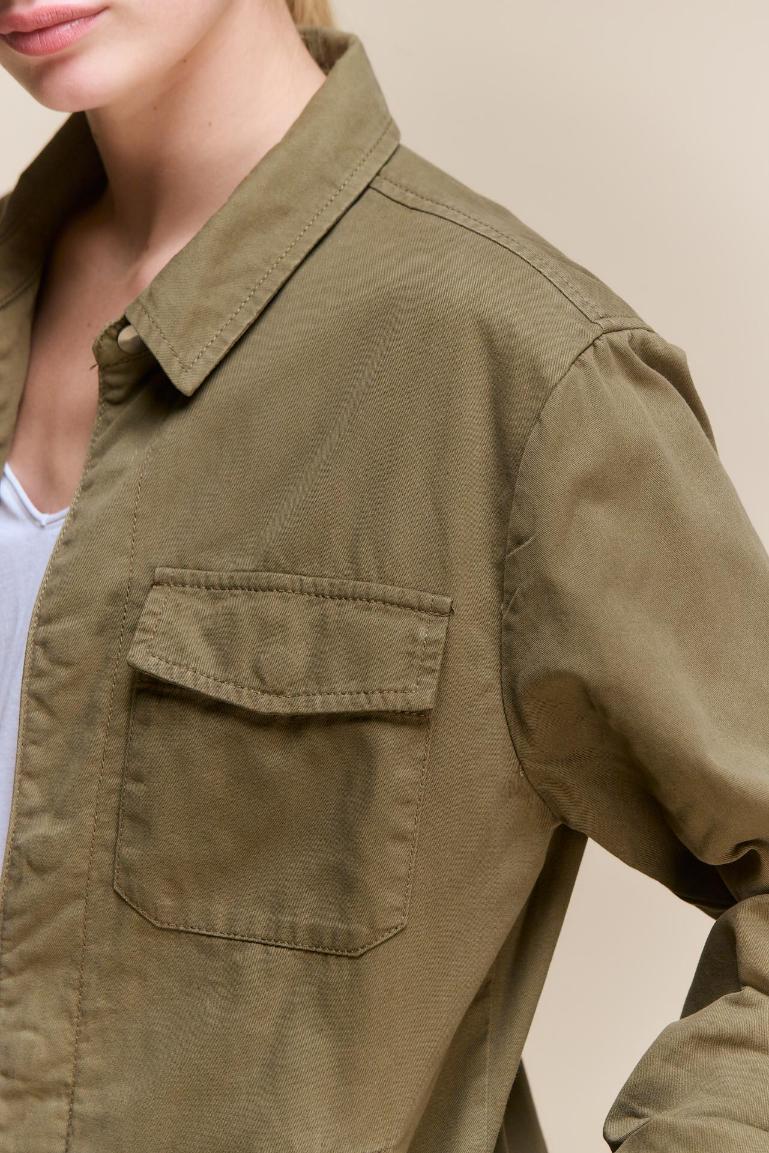 awada_sobrecamisa-gabardina_45-23-2026__picture-64839