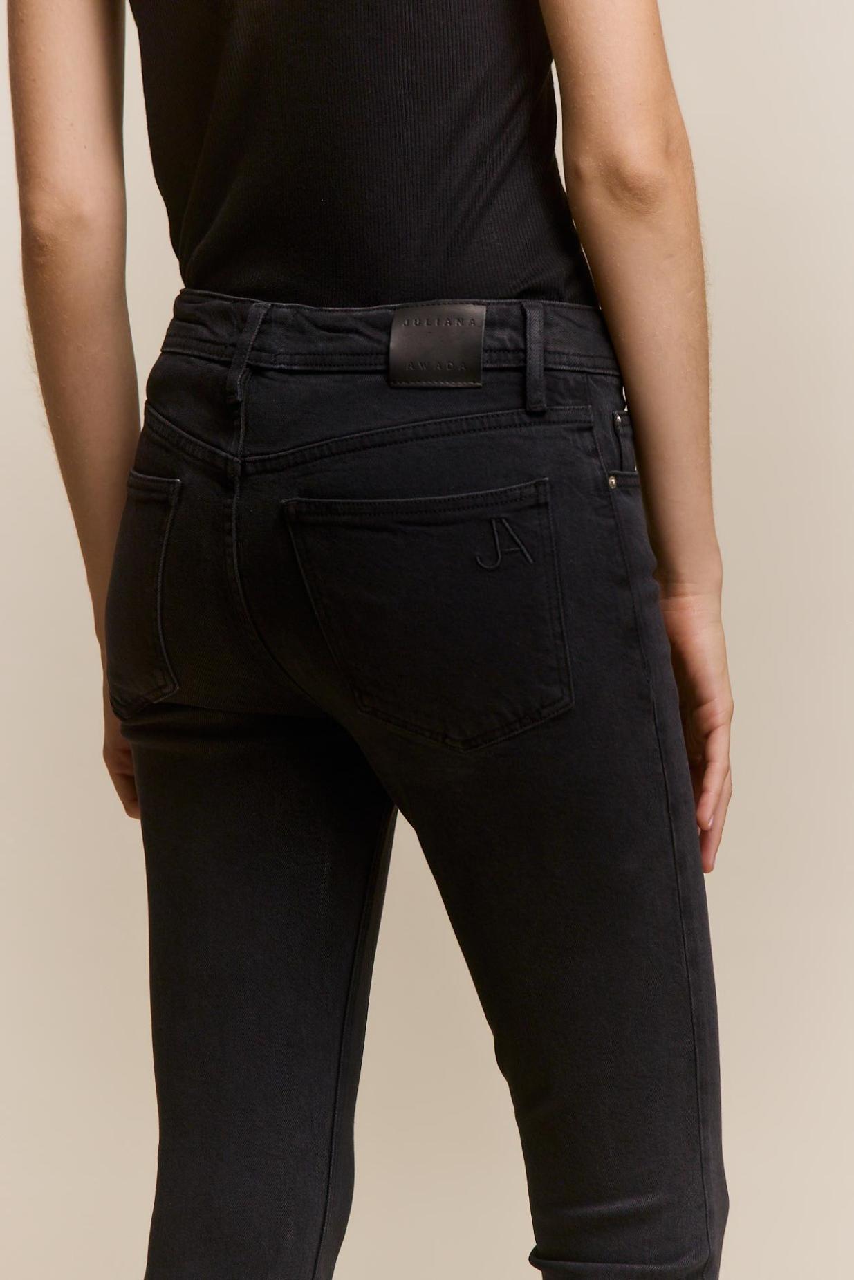 awada_jean-slim-black_27-24-2026__picture-64992