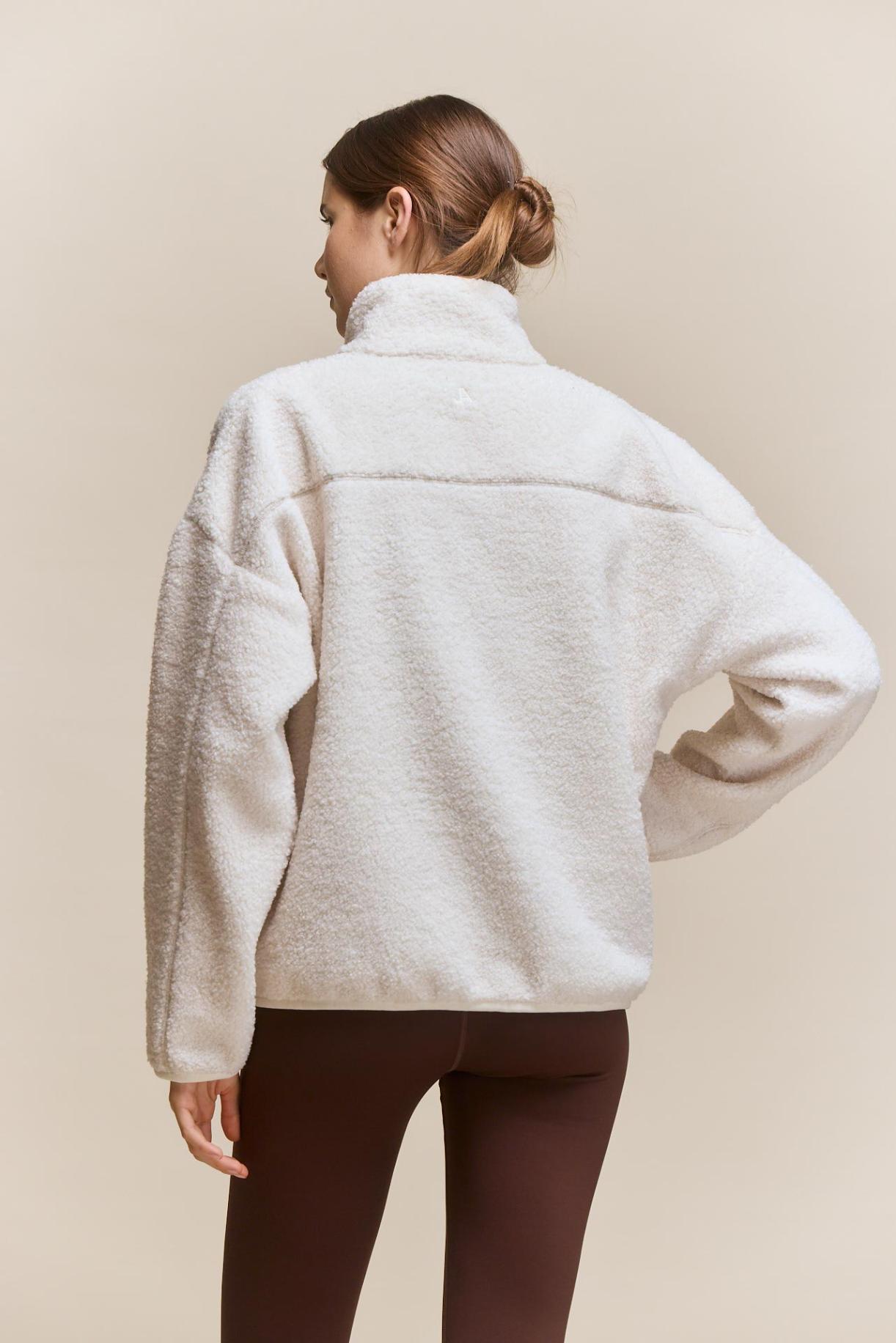 awada_campera-deportiva-sherpa_58-23-2026__picture-65025