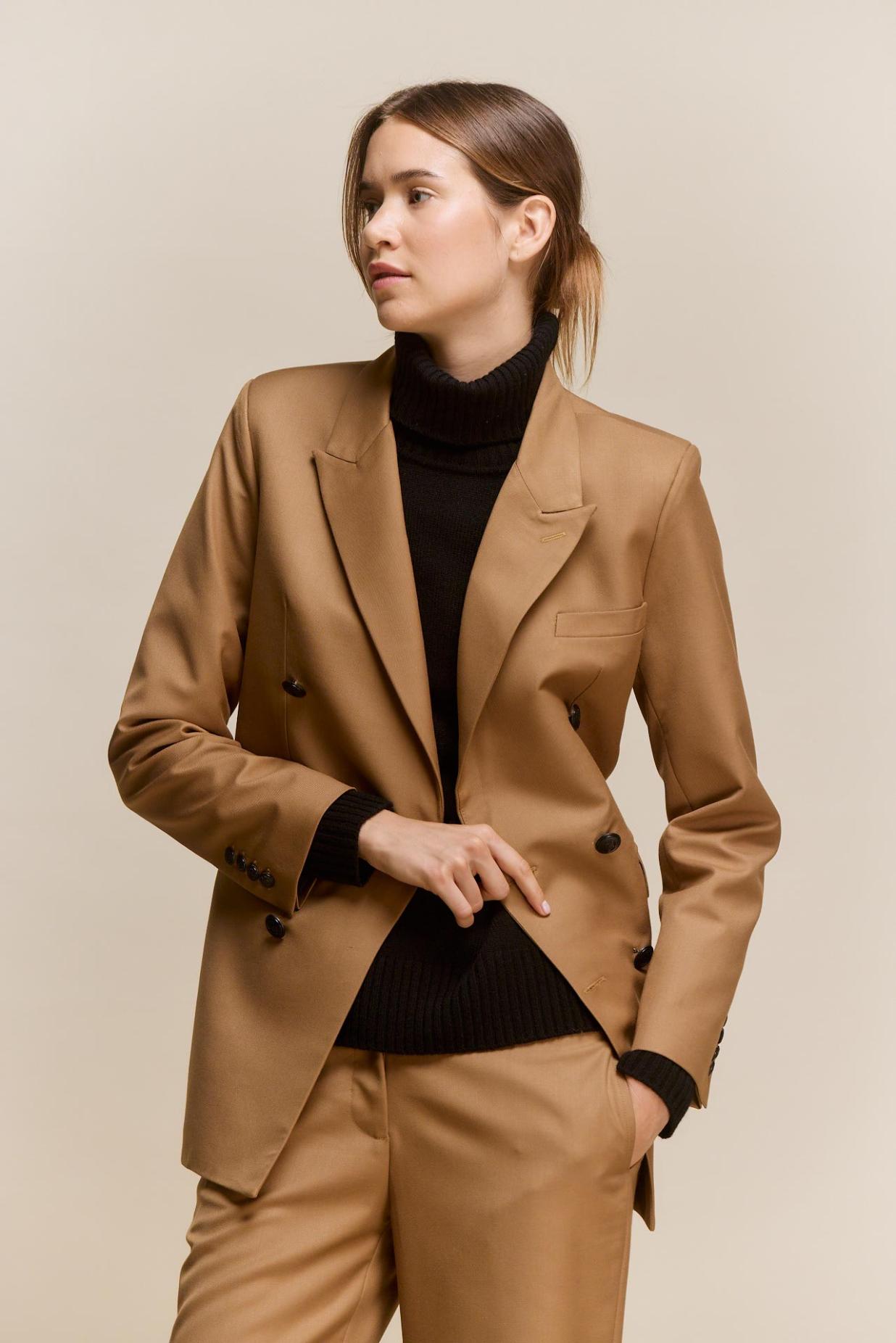 awada_blazer-botones_58-10-2026__picture-65104