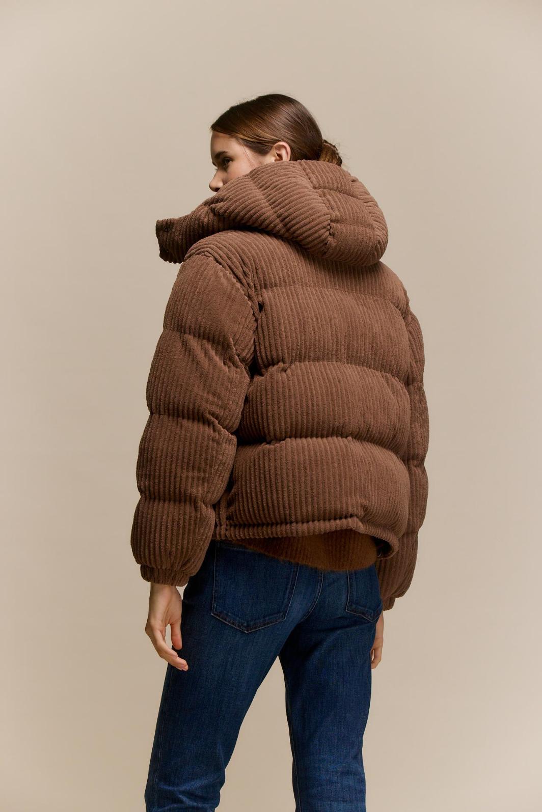 awada_campera-puffer-corderoy_53-23-2026__picture-65121