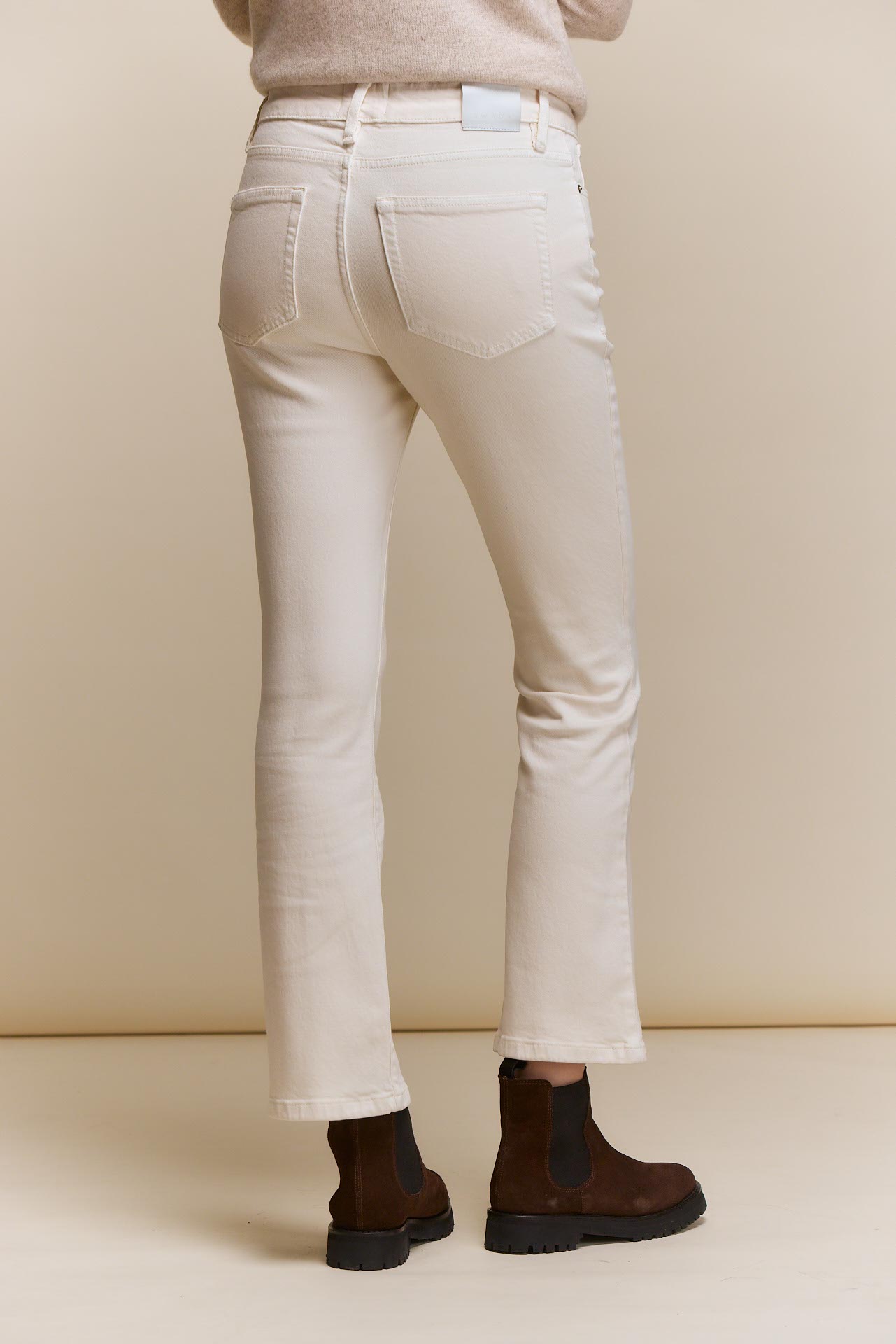 awada_jean-bootcut_27-04-2026__picture-65133