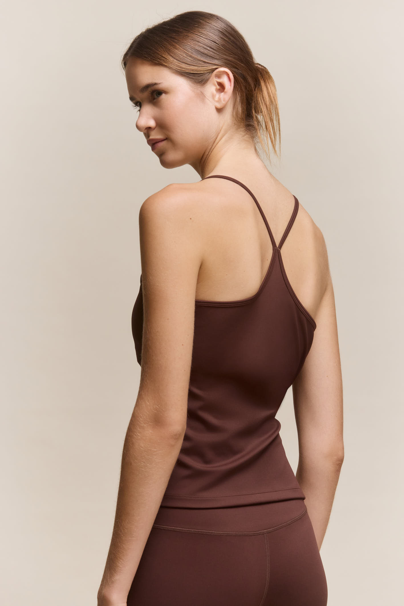 awada_musculosa-active_48-09-2026__picture-65150