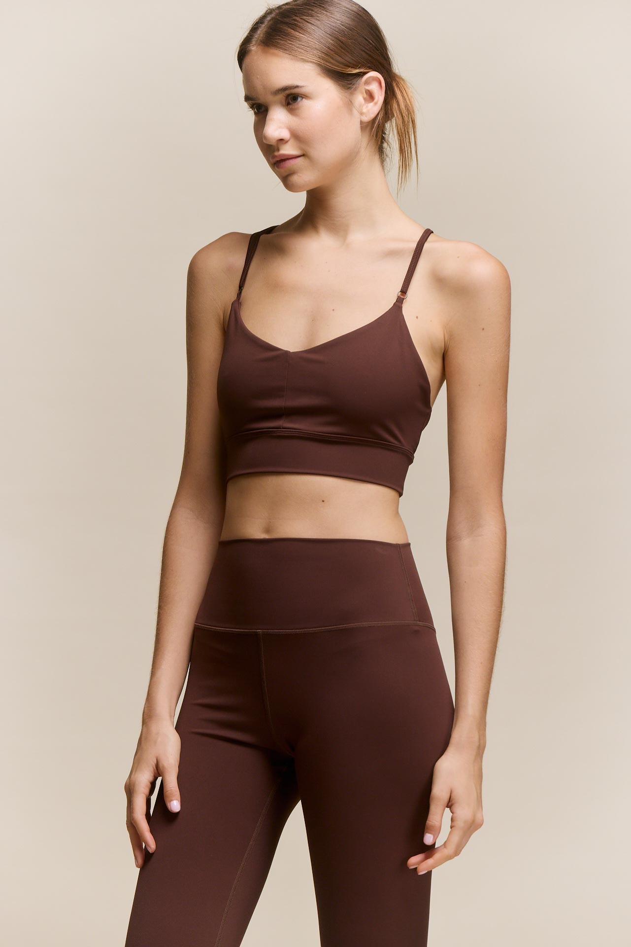 awada_top-new-active_49-09-2026__picture-65160