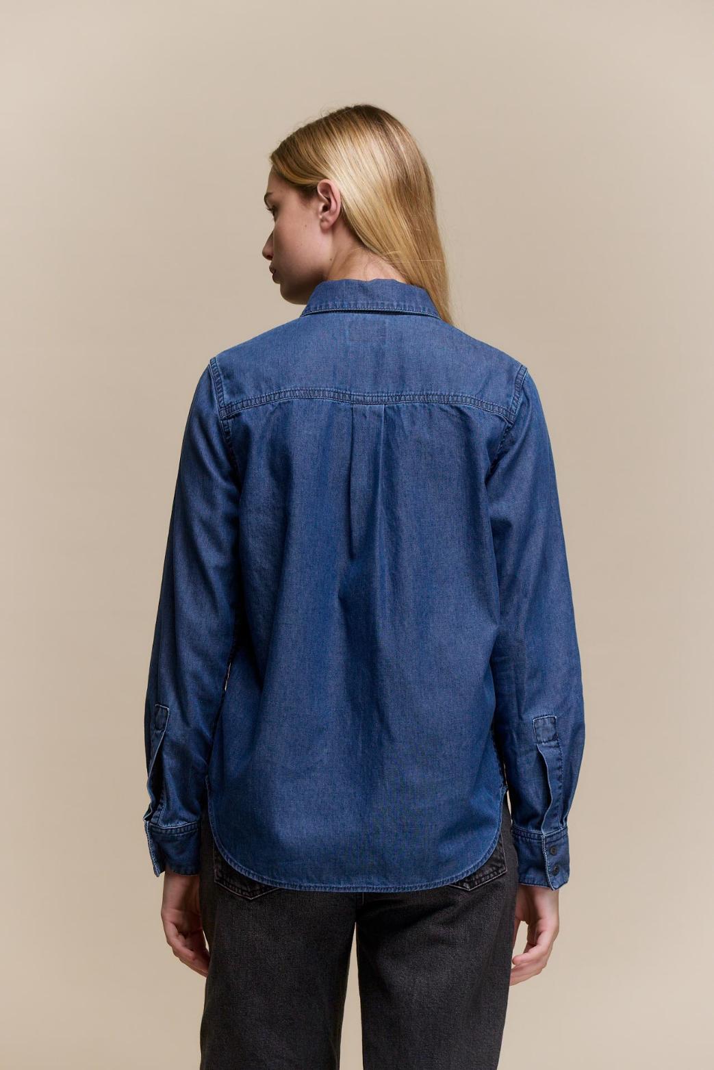 awada_camisa-denim-bolsillos_56-09-2026__picture-65190