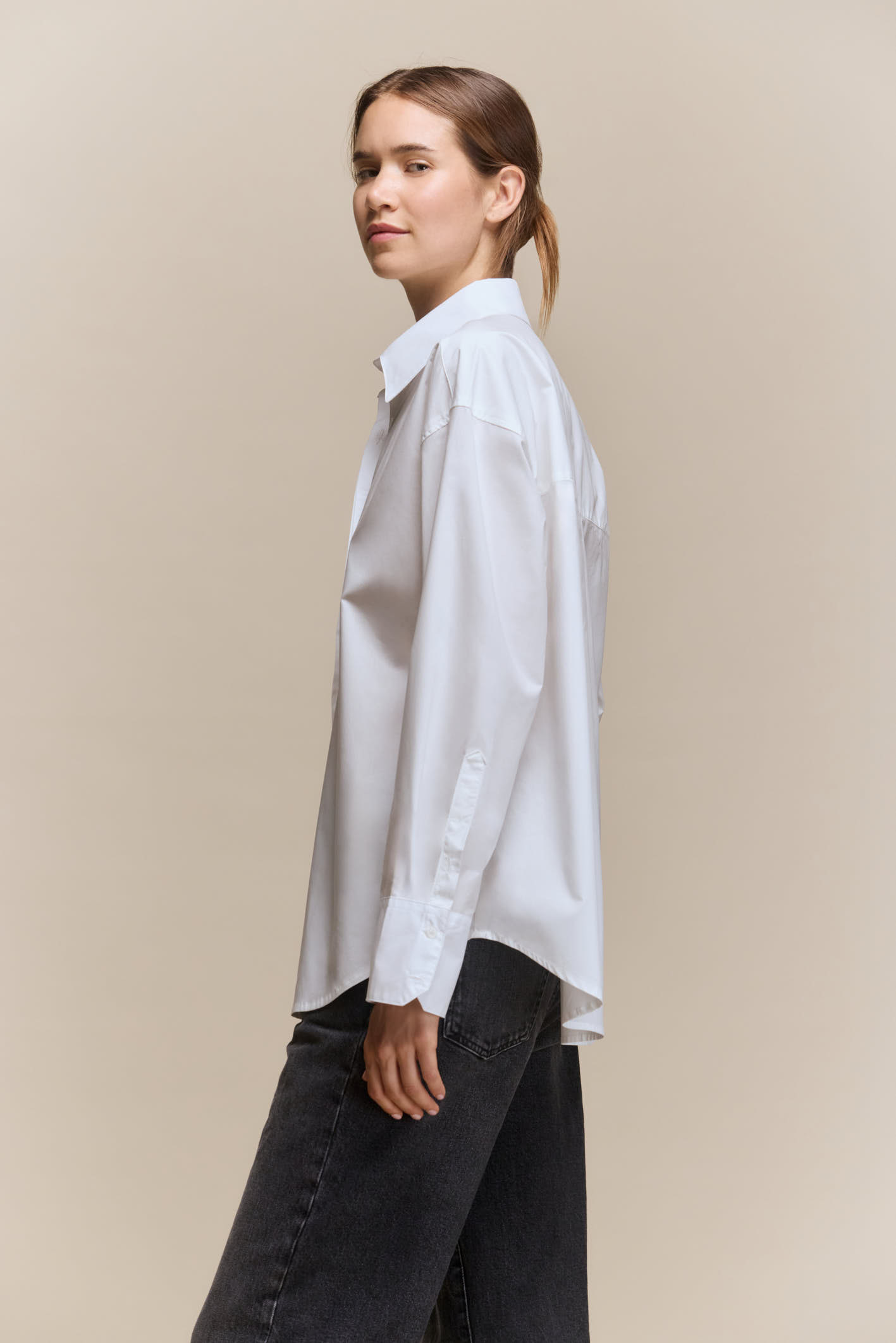 awada_camisa-poplin_01-09-2026__picture-65218