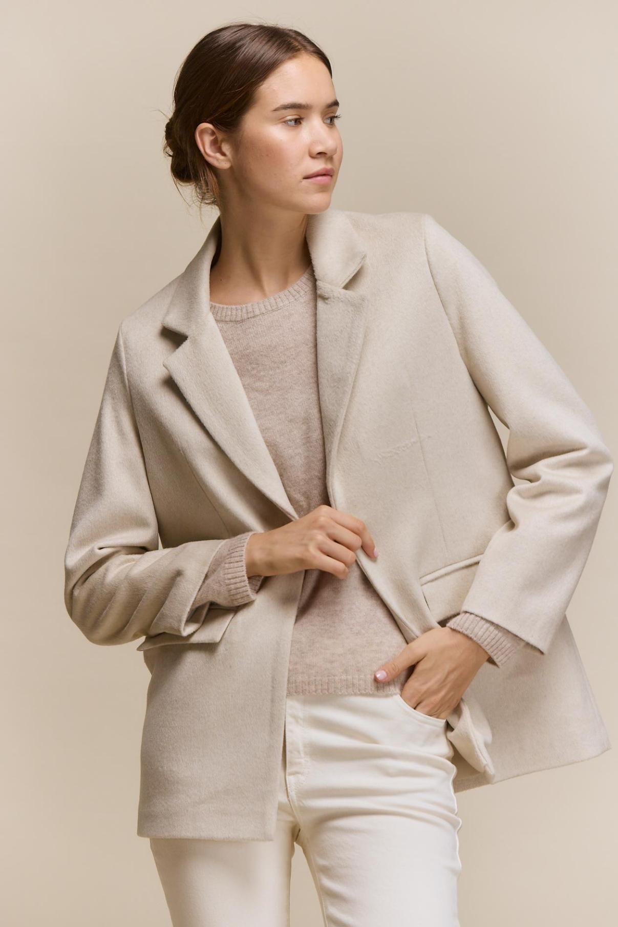 awada_blazer-lana_47-09-2026__picture-65221