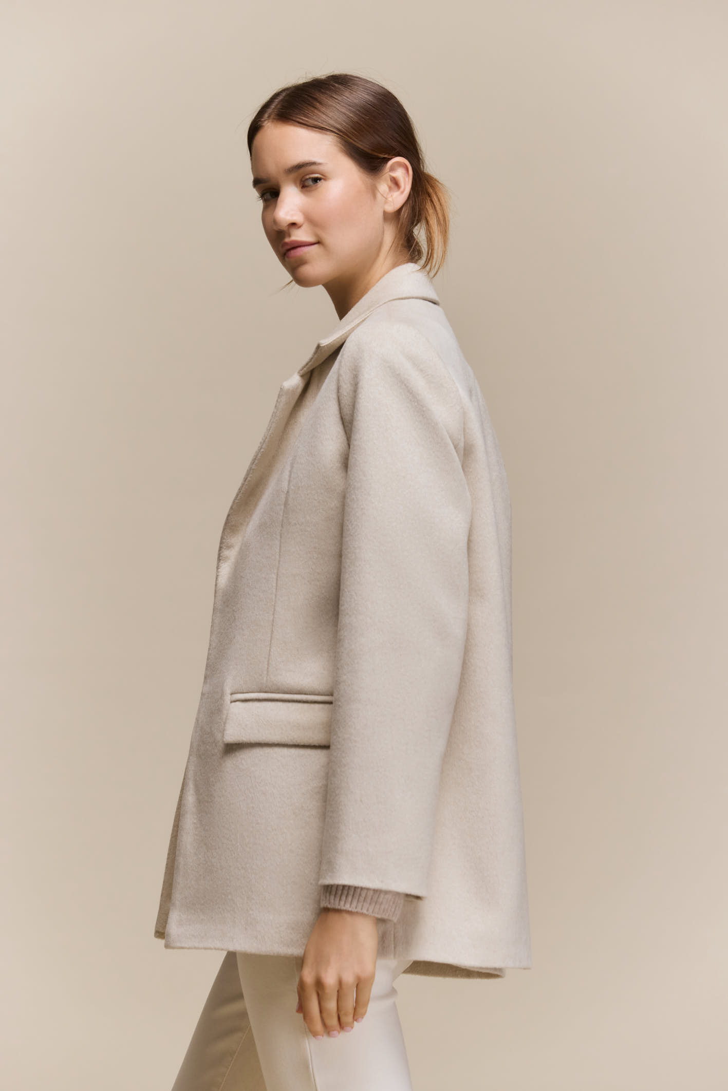 awada_blazer-lana_47-09-2026__picture-65224