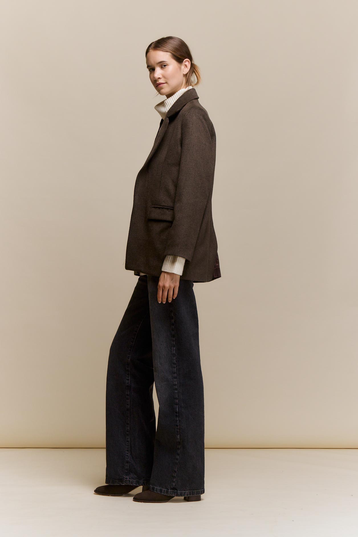 awada_blazer-lana_47-09-2026__picture-65228