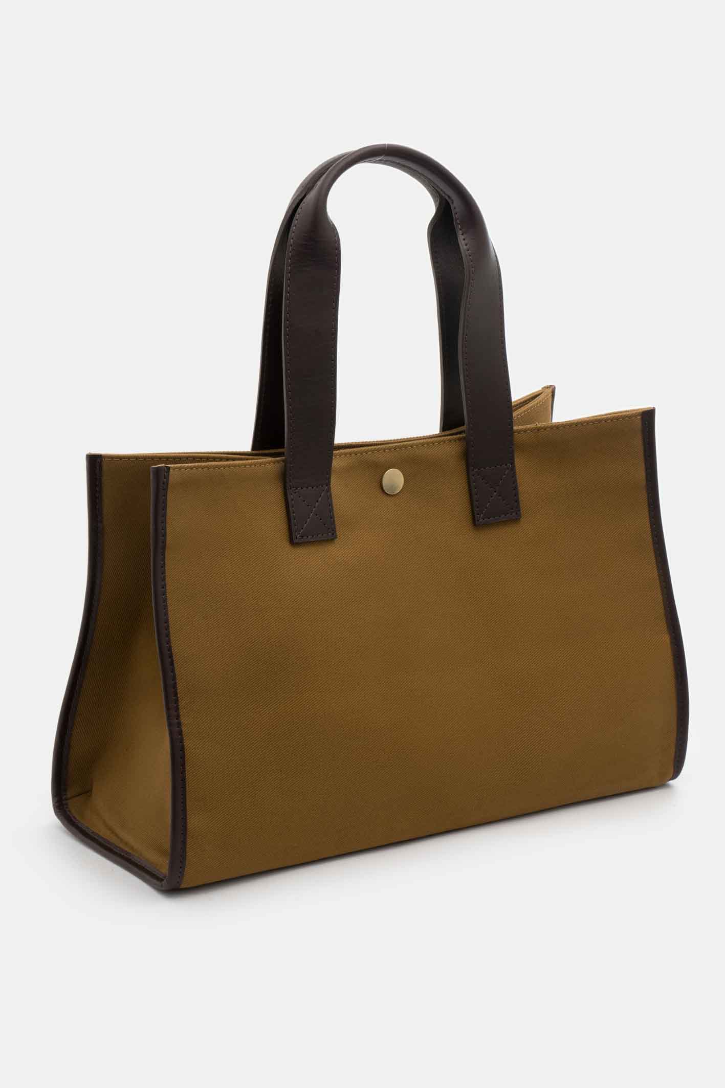 awada_cartera-gabardina_57-09-2026__picture-65387