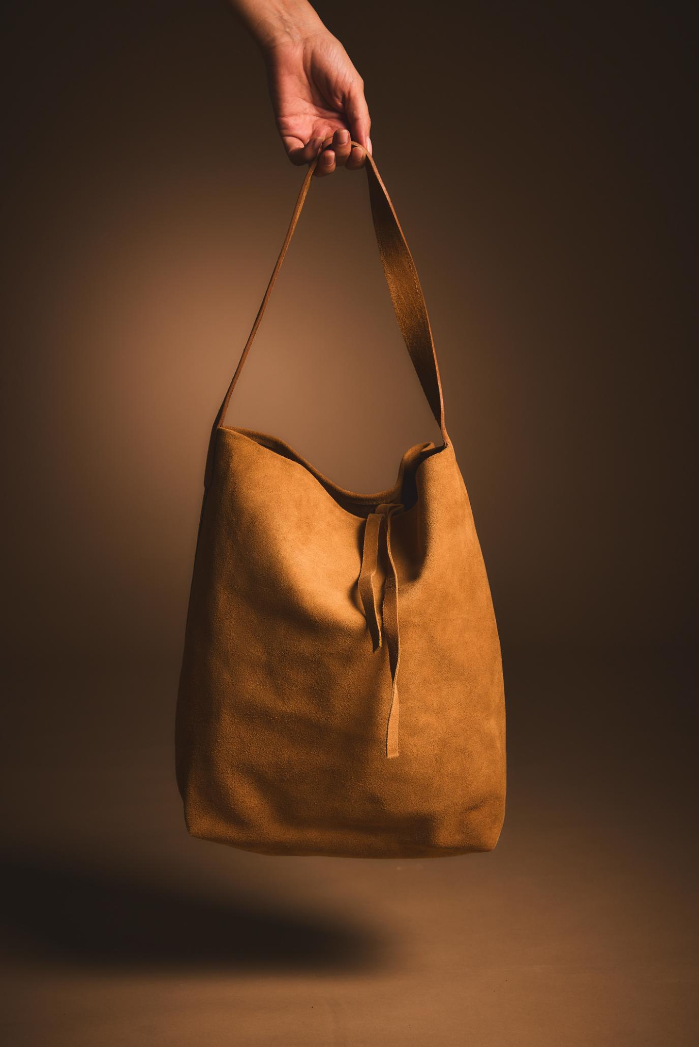 CARTERA CORREA GAMUZA TU